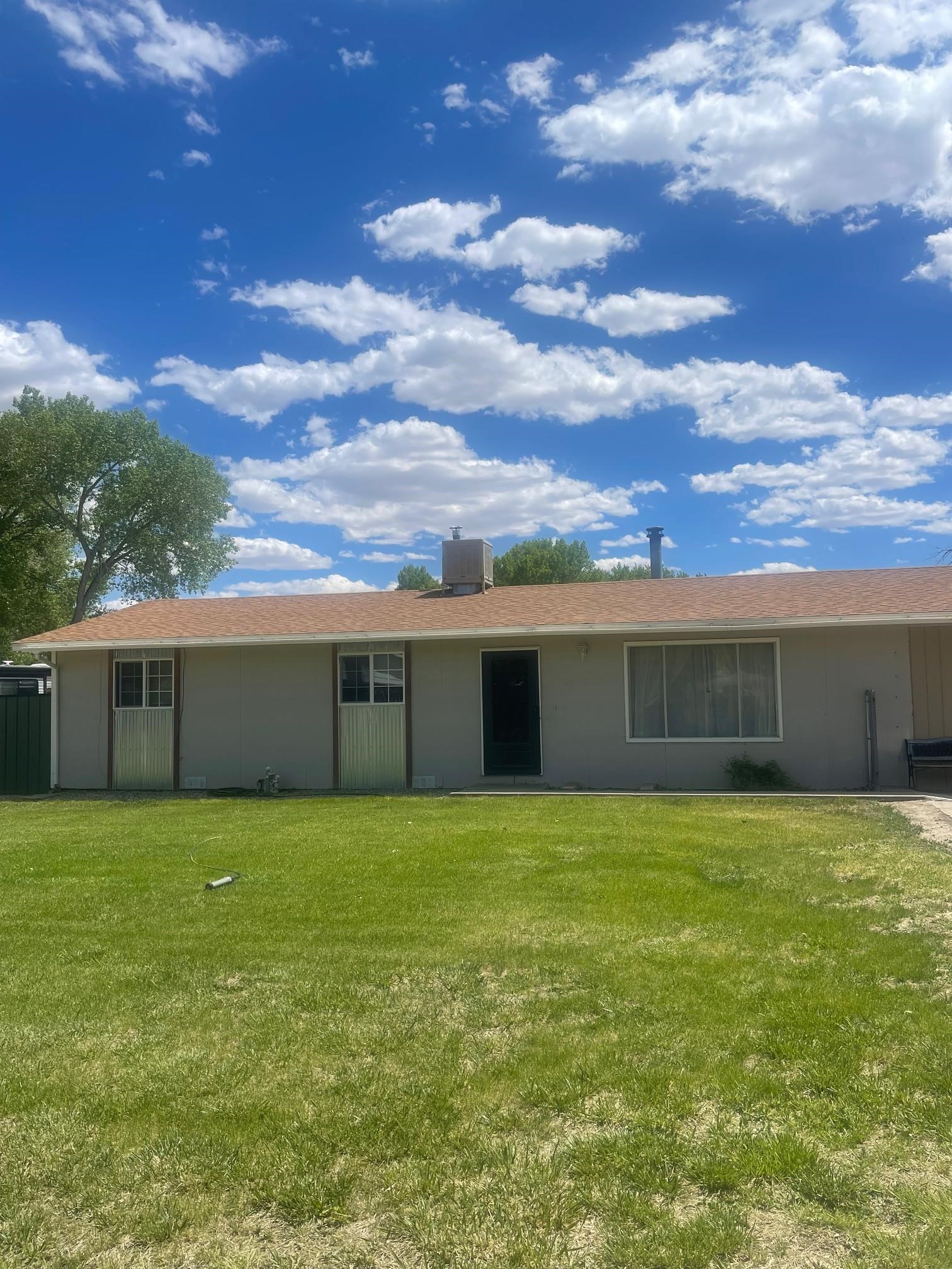 3320 S Highland Drive Property Photo 1