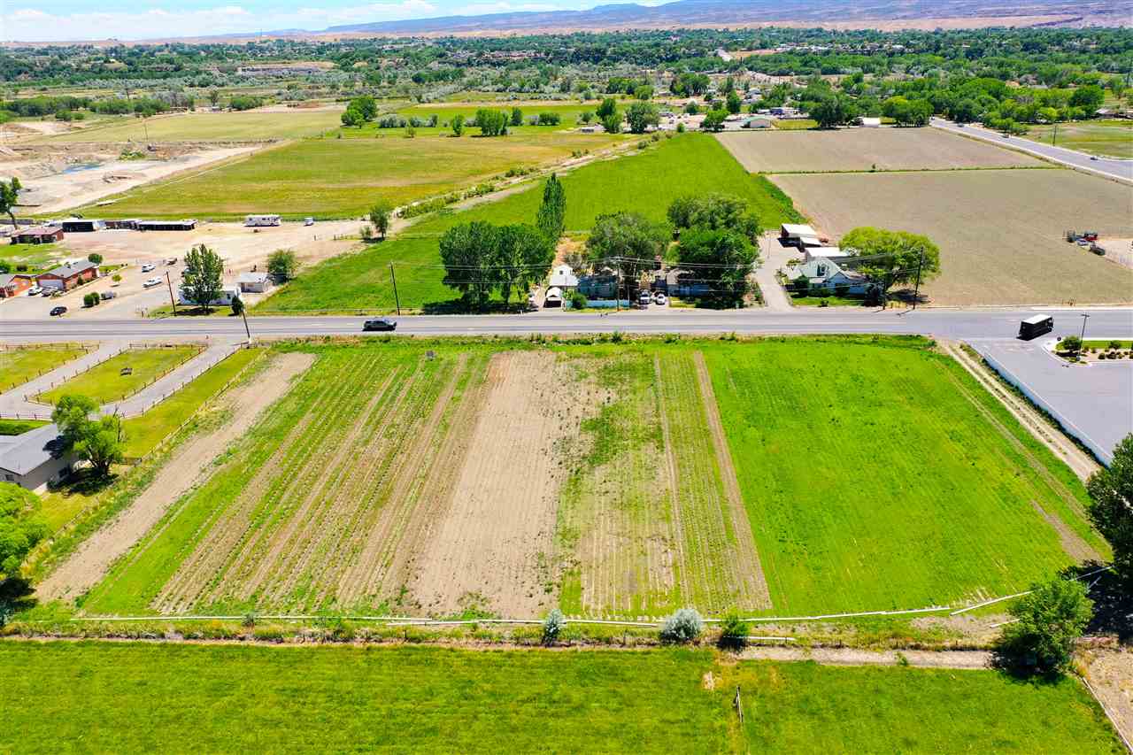 2912 D Road Property Photo 5