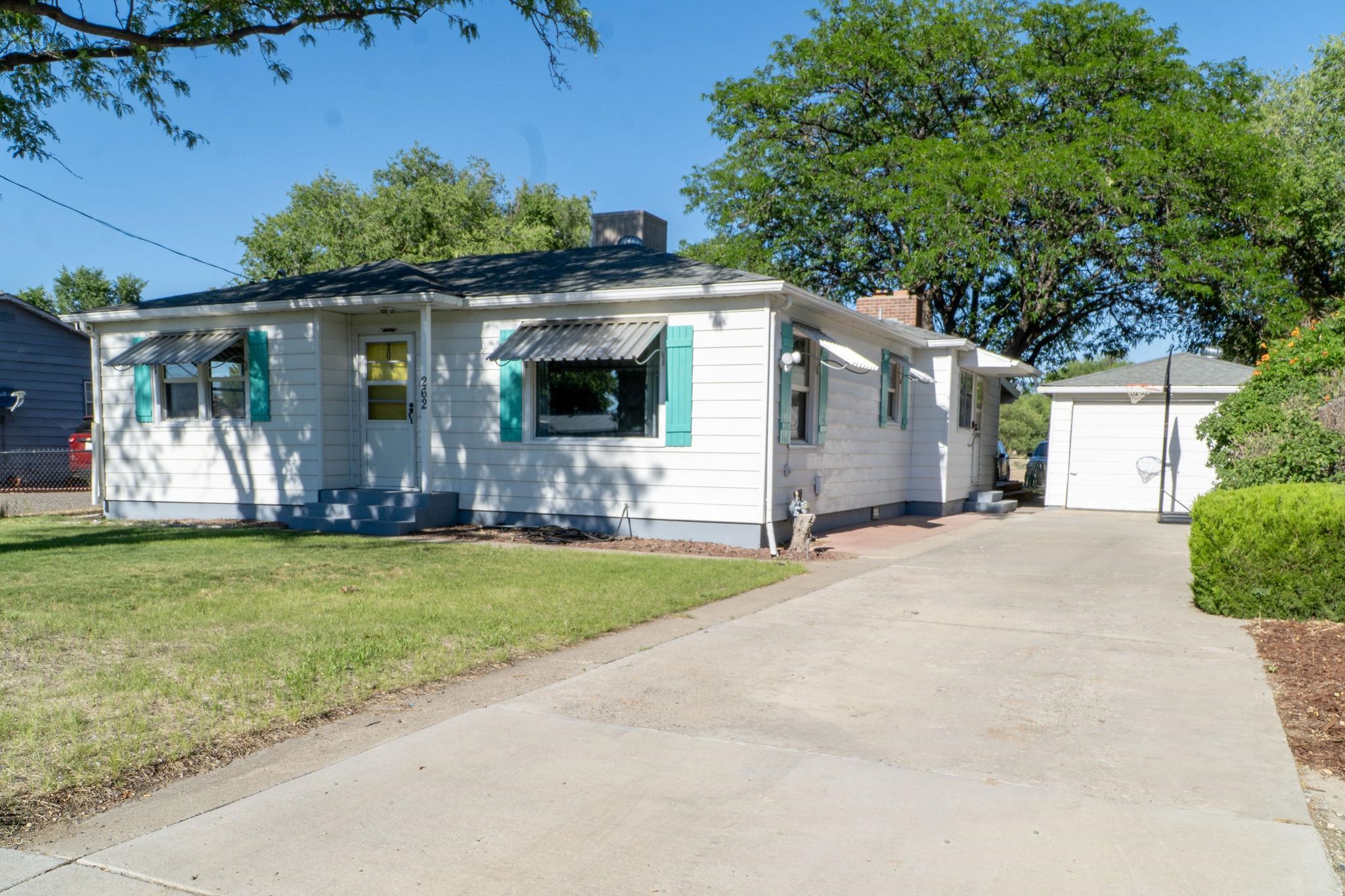 262 29 Road Property Photo 1