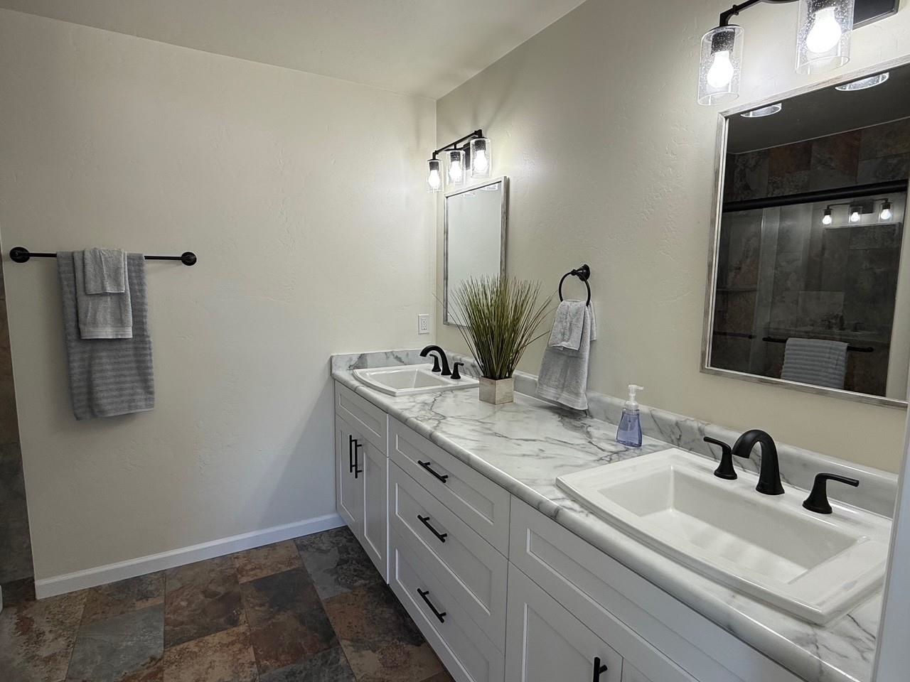 25059 Cedar Mesa Road Property Photo 14