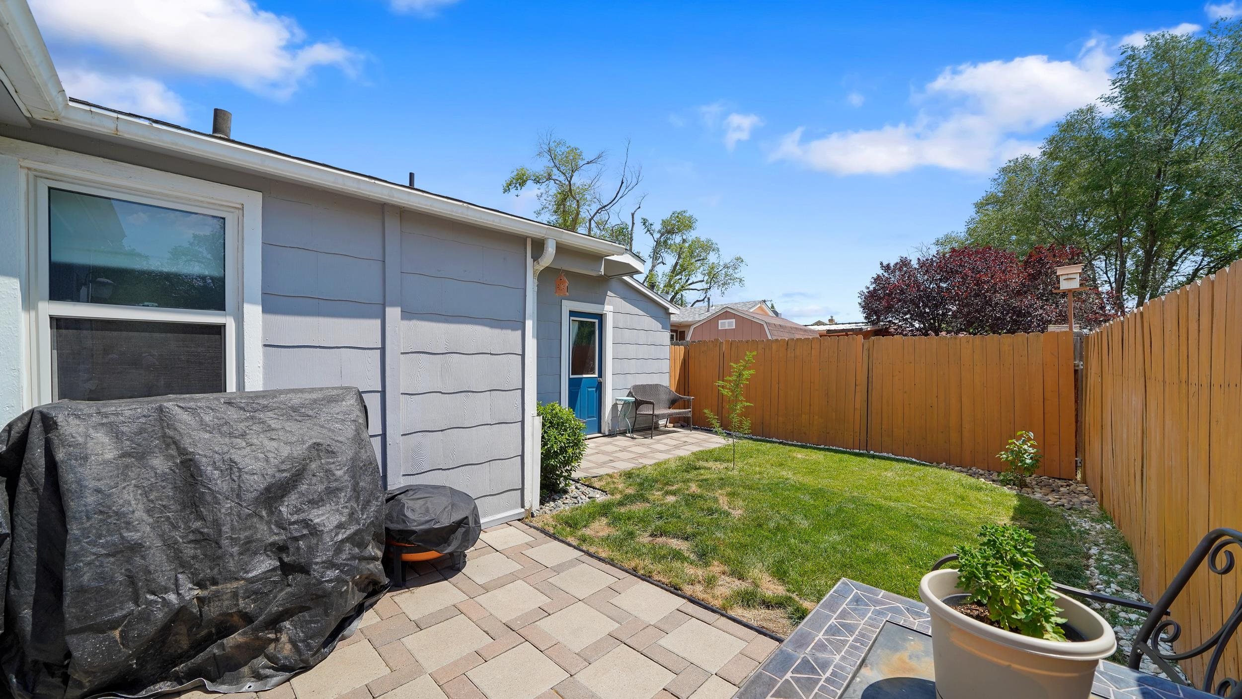 295 1/2 Mountain View Street Property Photo 17