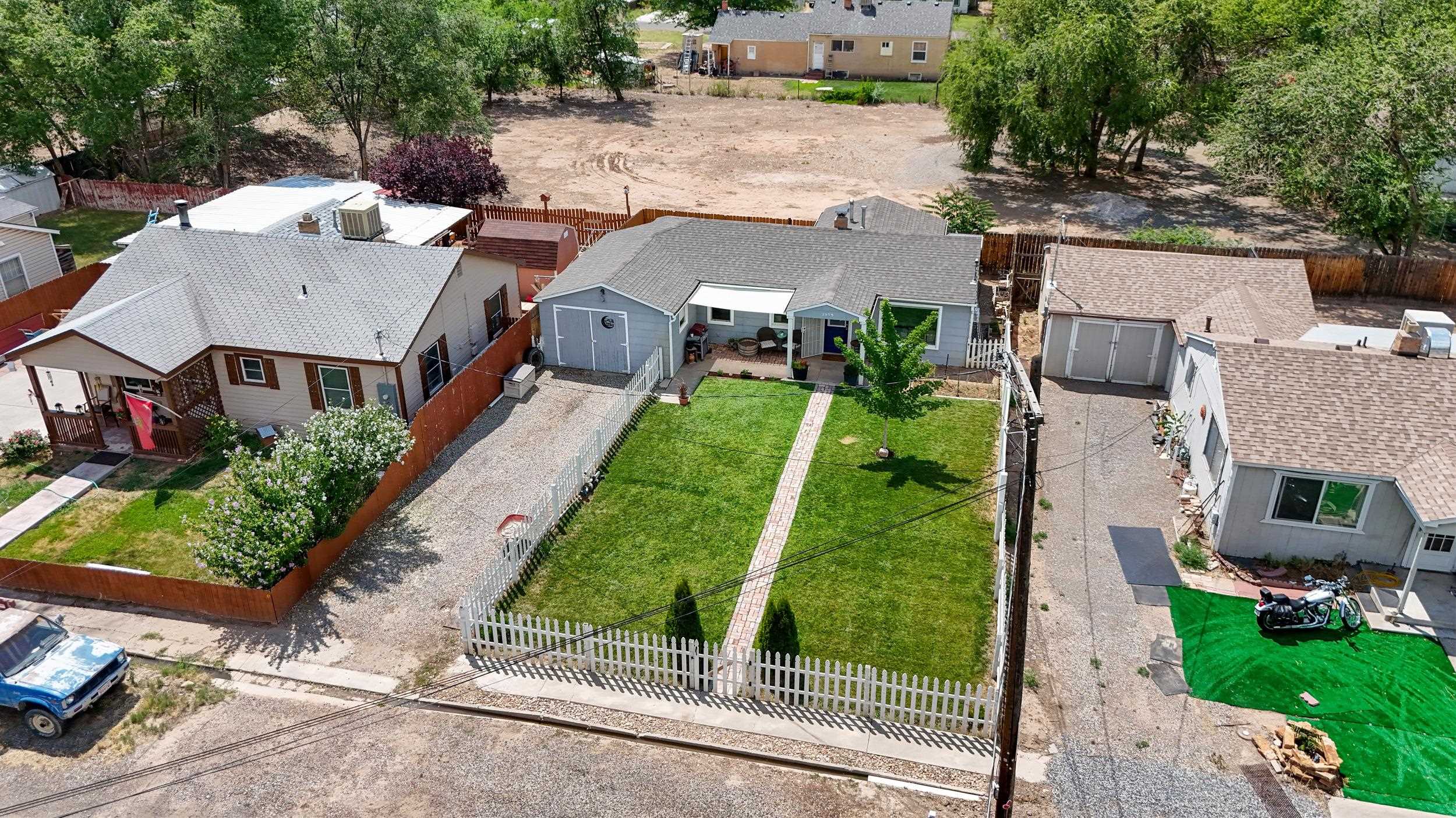 295 1/2 Mountain View Street Property Photo 19