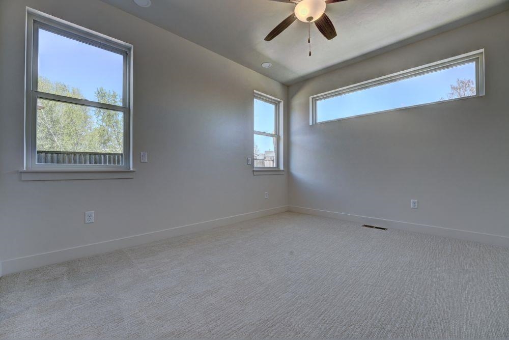 921 Caledonia Court Property Photo 18