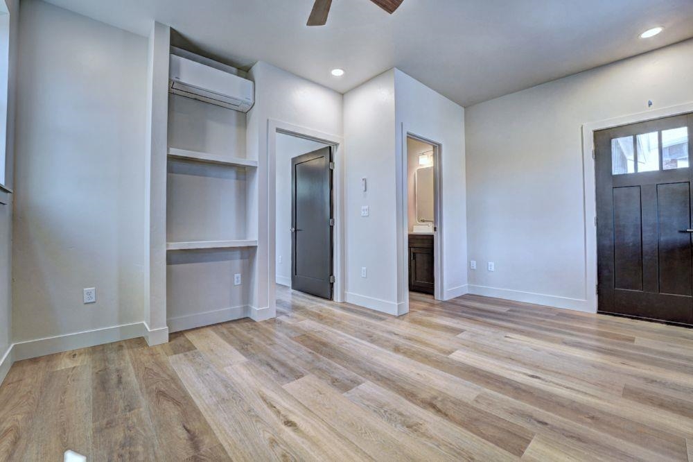 921 Caledonia Court Property Photo 37