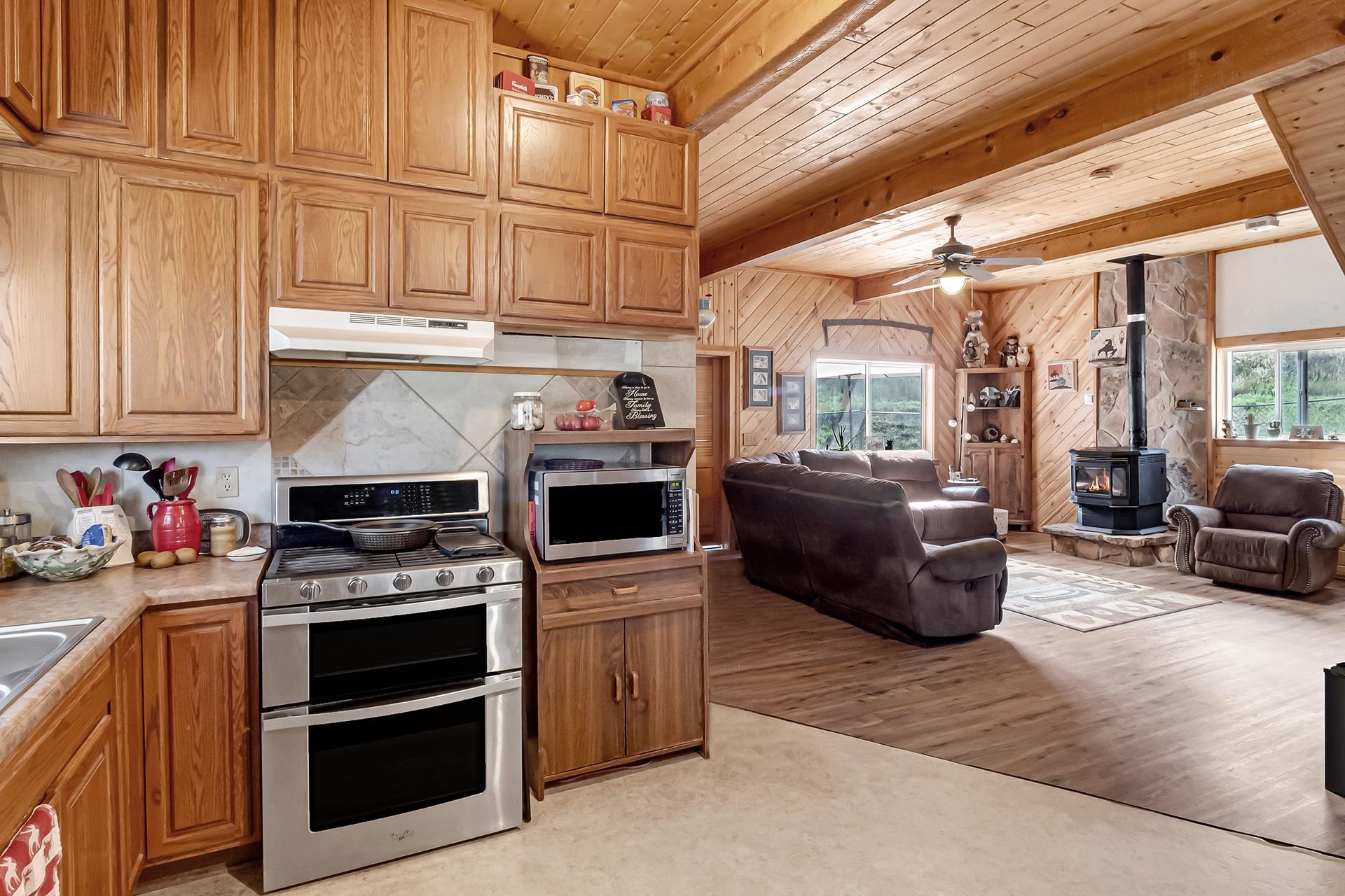 26101 Highway 141 Property Photo 13