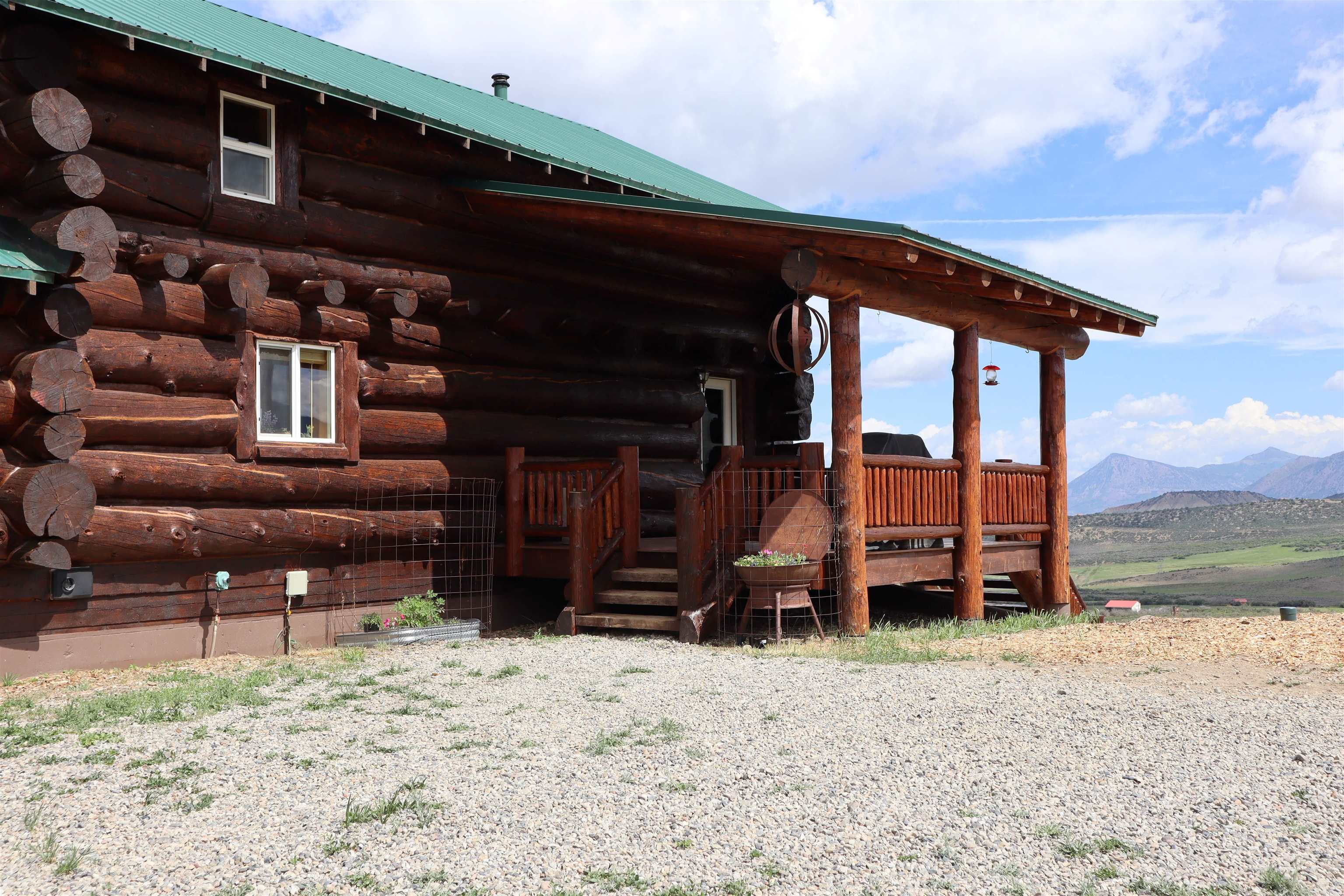 82415 Highway 92 Property Photo 6