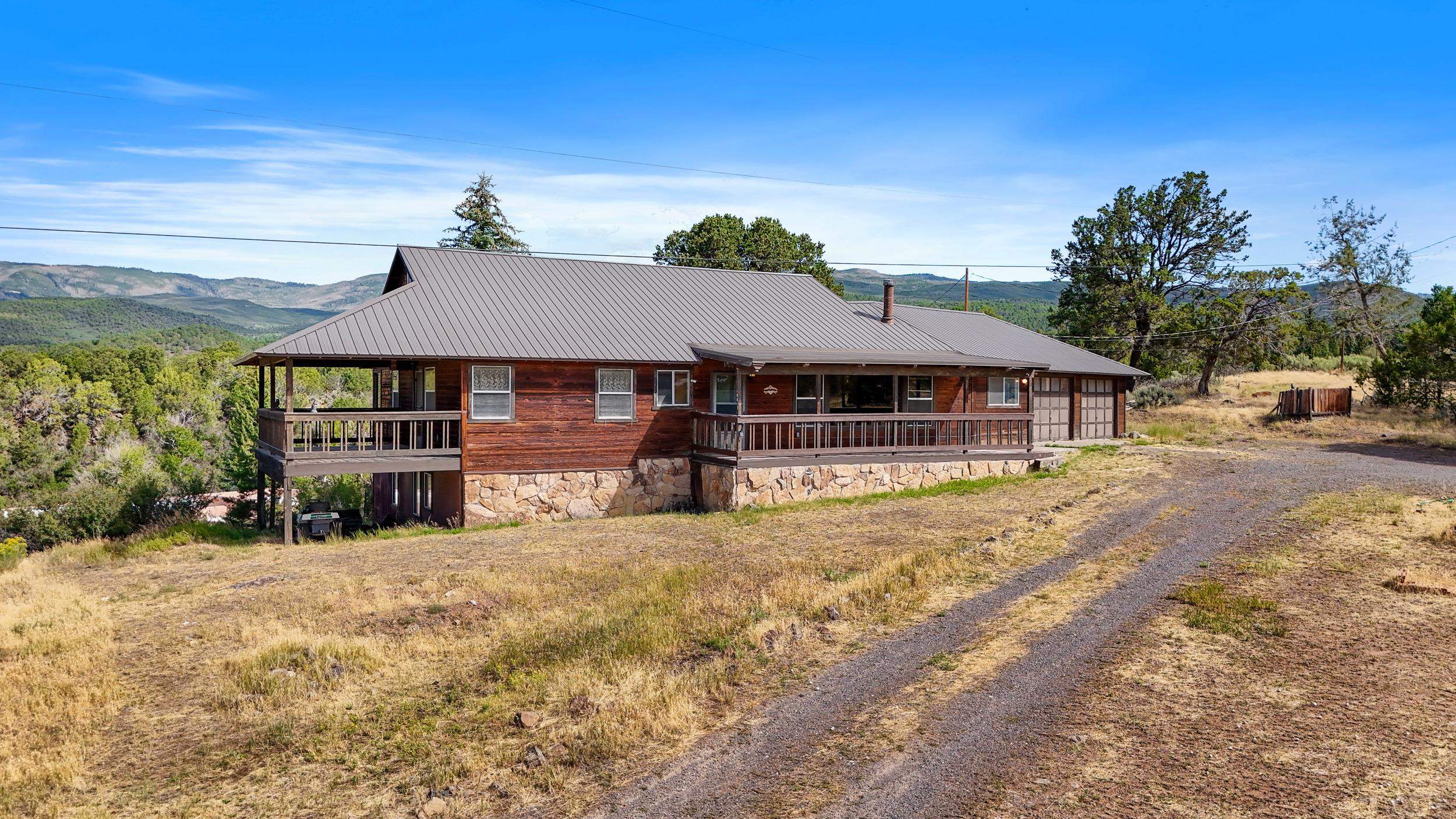 19617 Surface Creek Road Property Photo