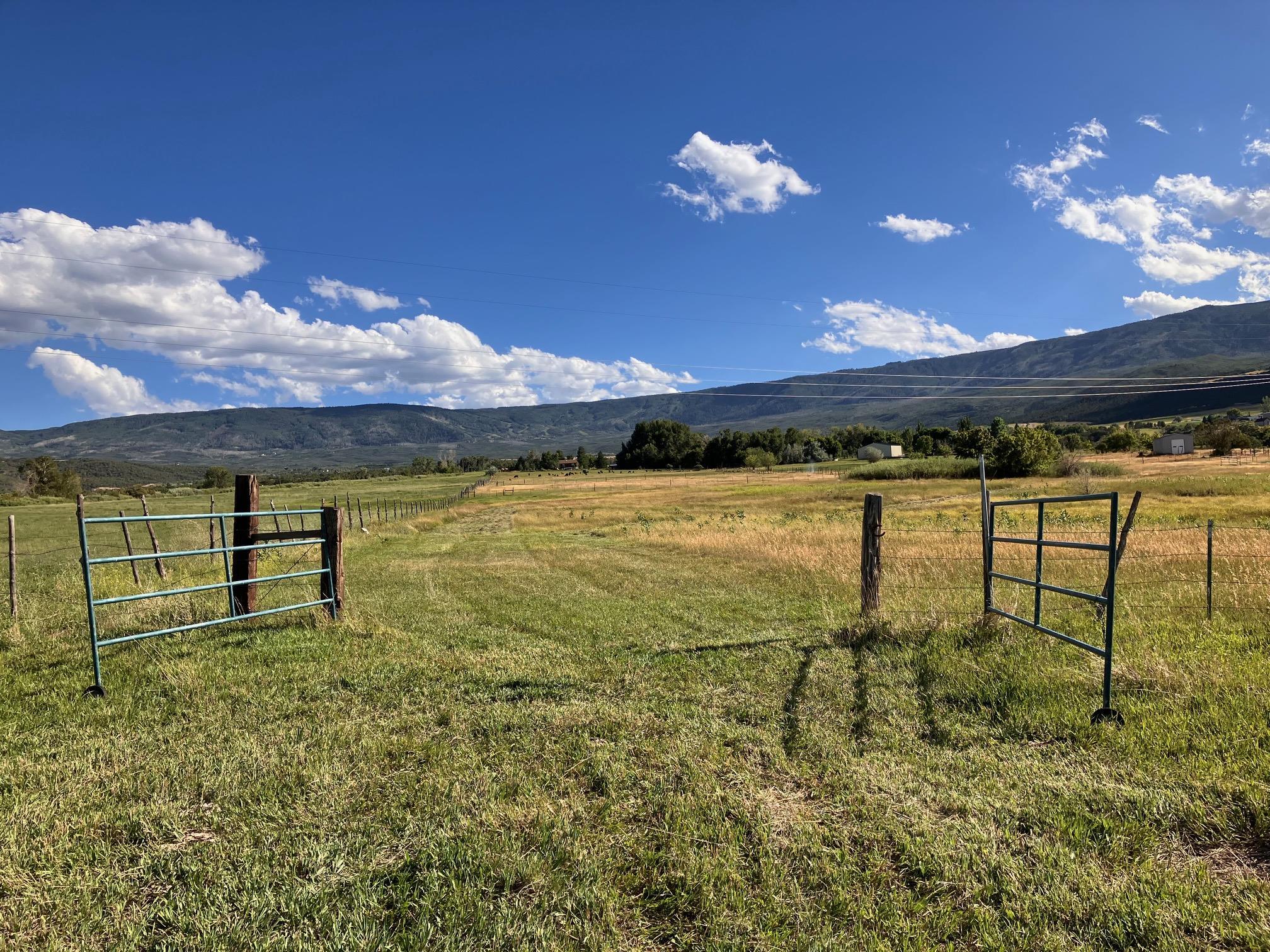 9440 48 2/10 Road Property Photo 1