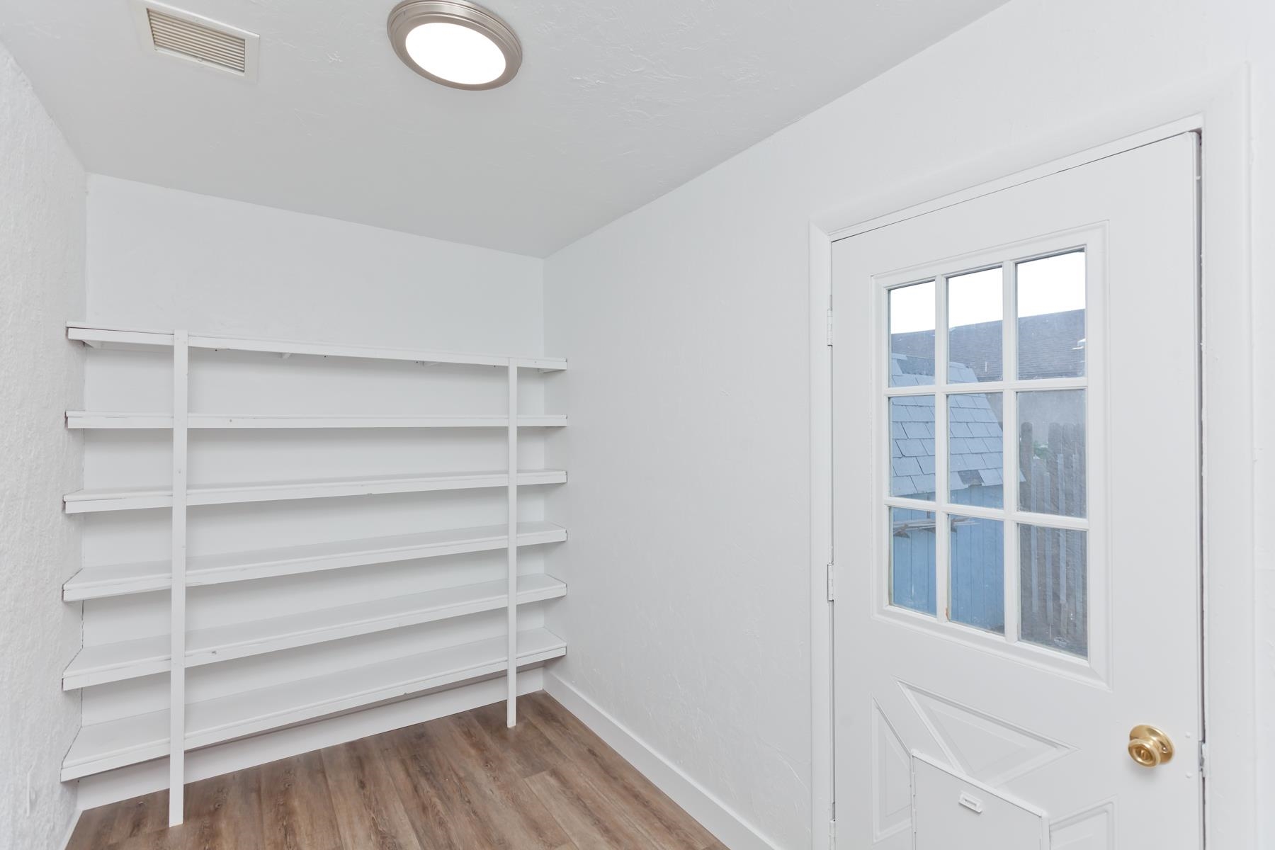 419 S Ash Street Property Photo 13