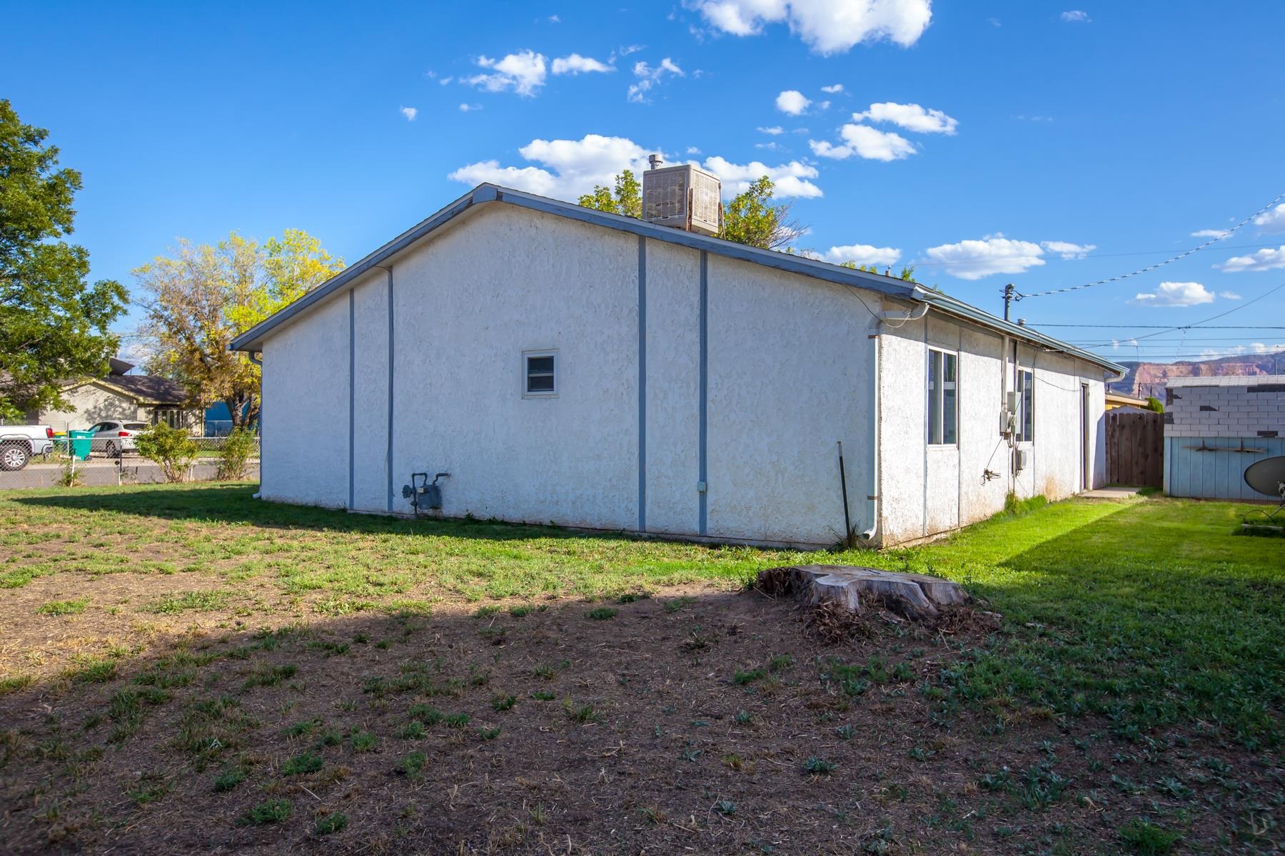 419 S Ash Street Property Photo 15