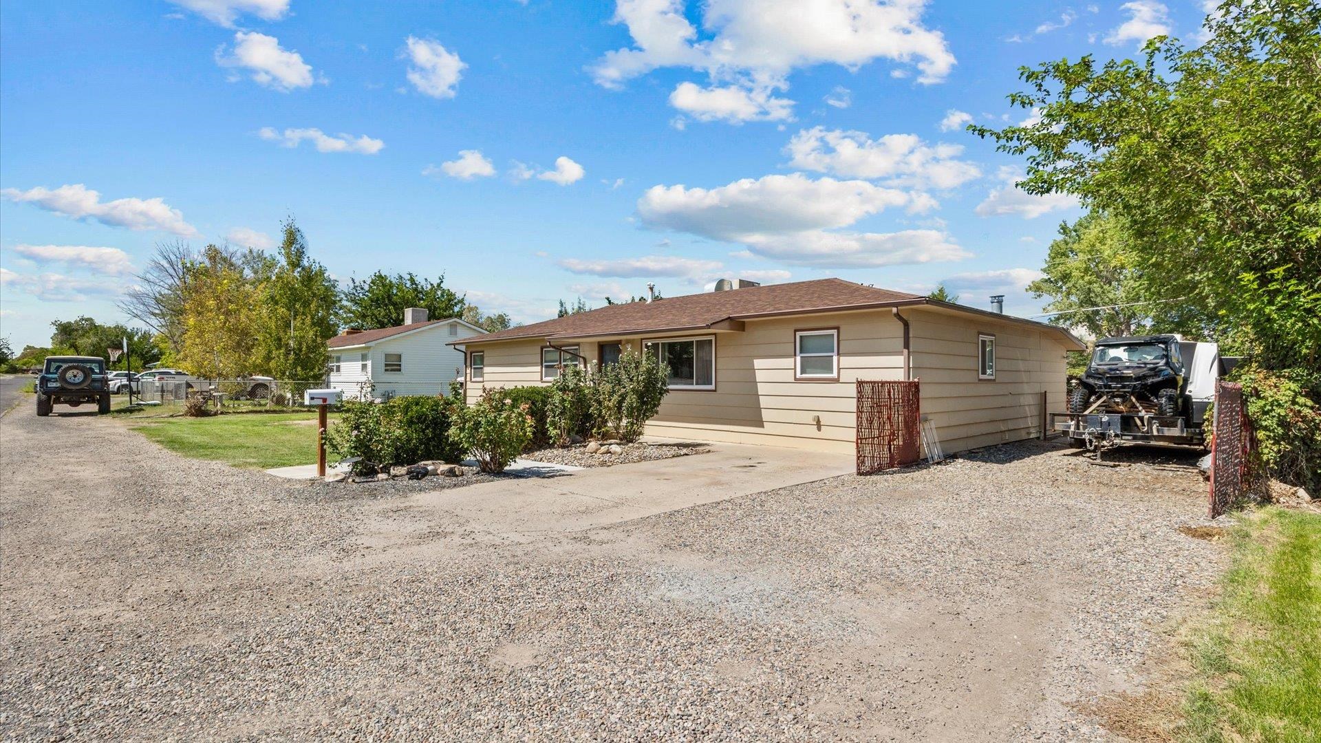 2918 Ronda Lee Road Property Photo 3