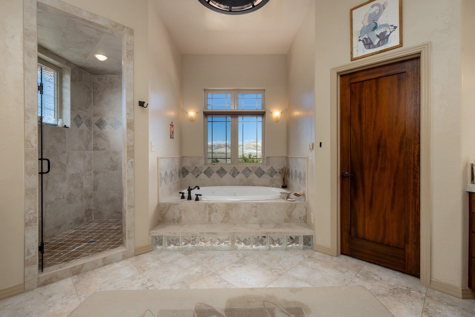 1525 Wapiti Way Property Photo 18
