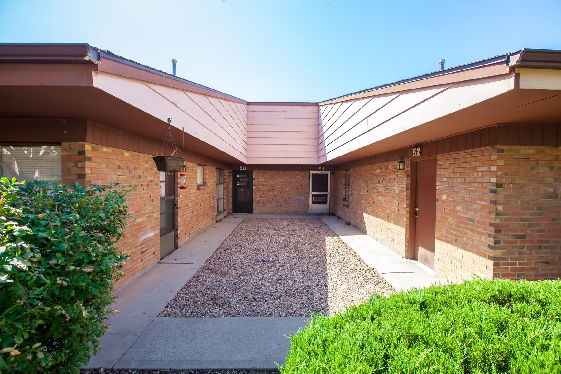 2150 College Place Property Photo 1
