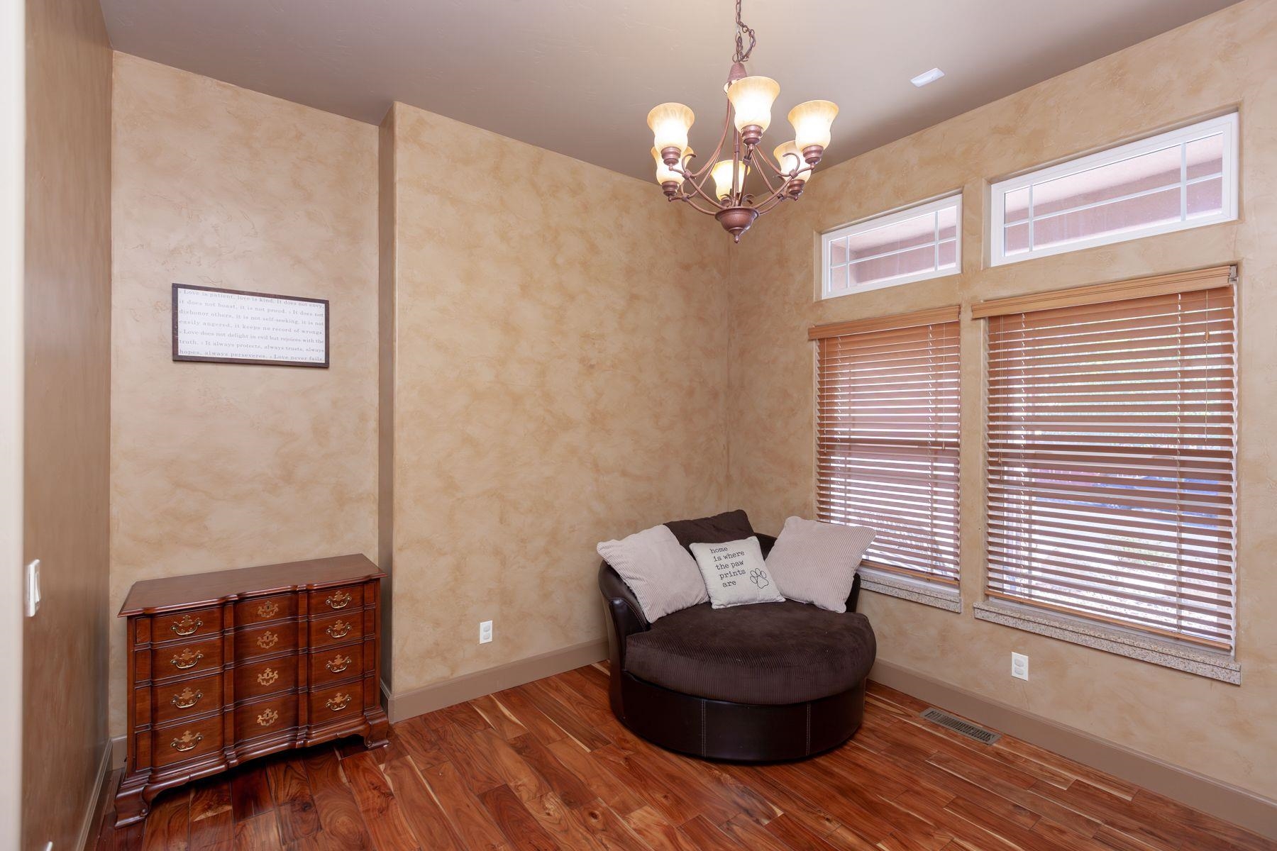 2220 Da Vinci Place Property Photo 14