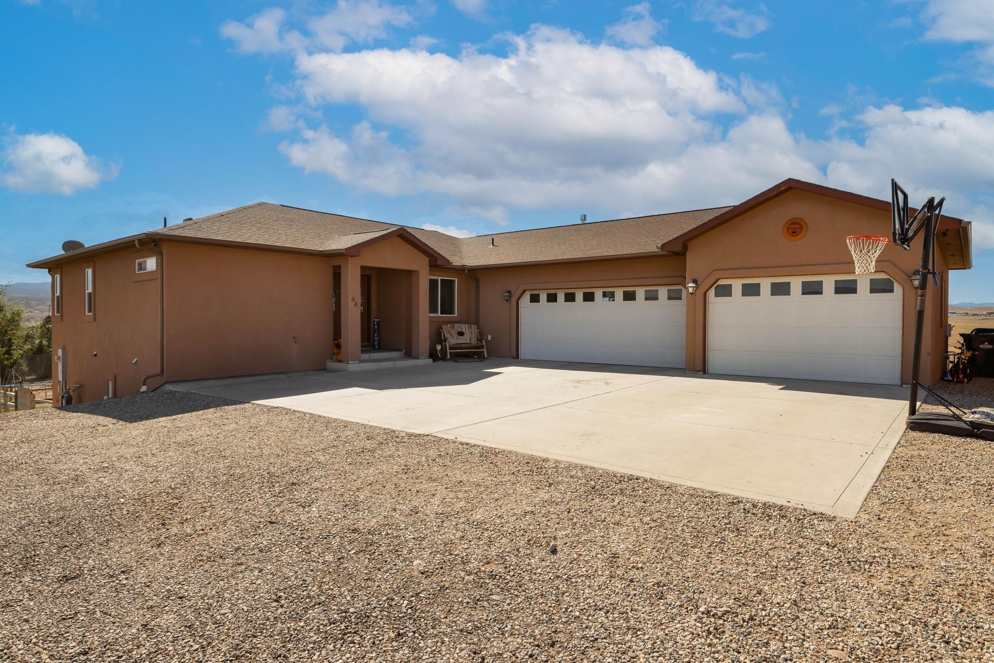 1445 Proctor Court Property Photo 2