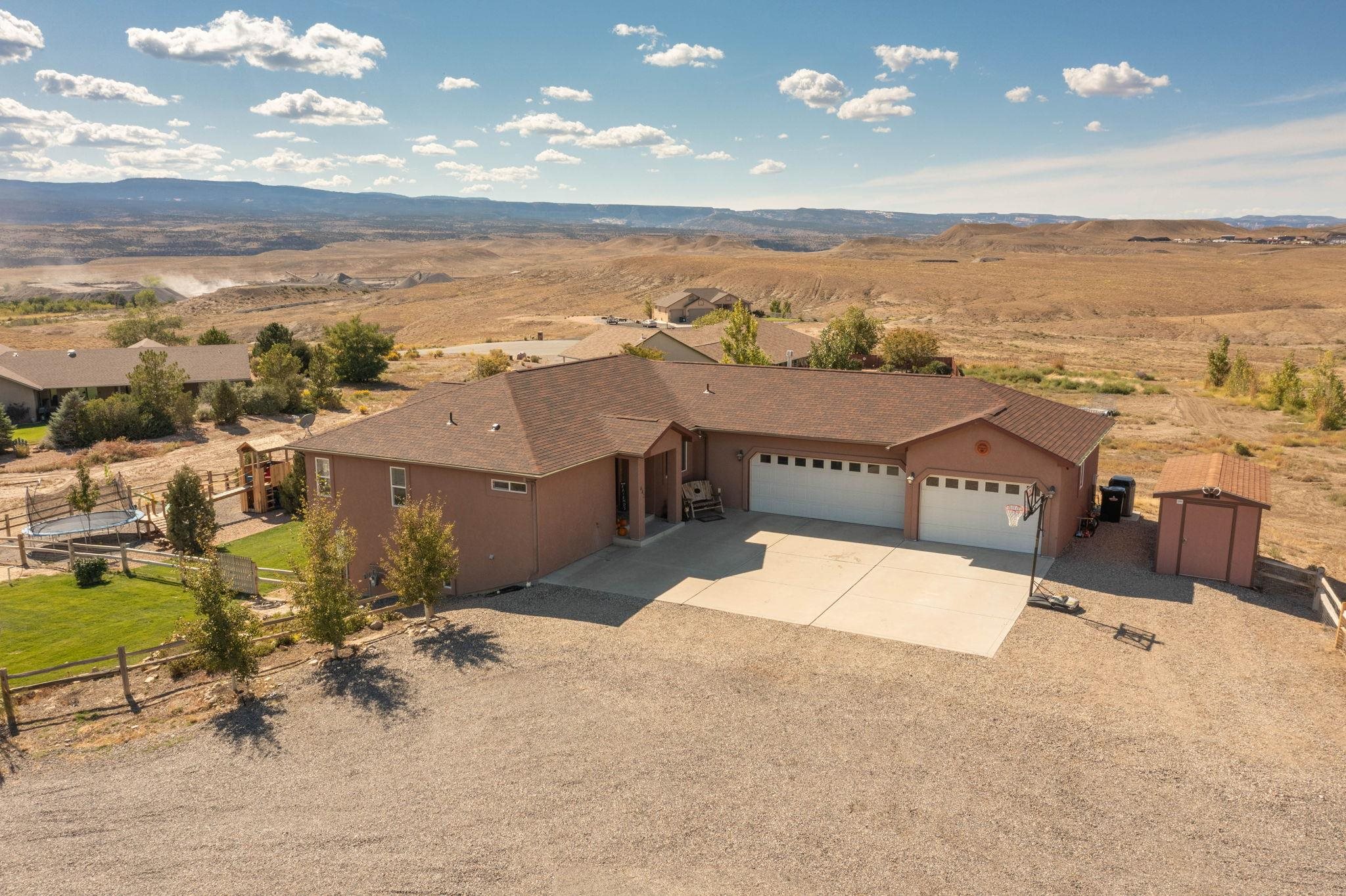 1445 Proctor Court Property Photo 3