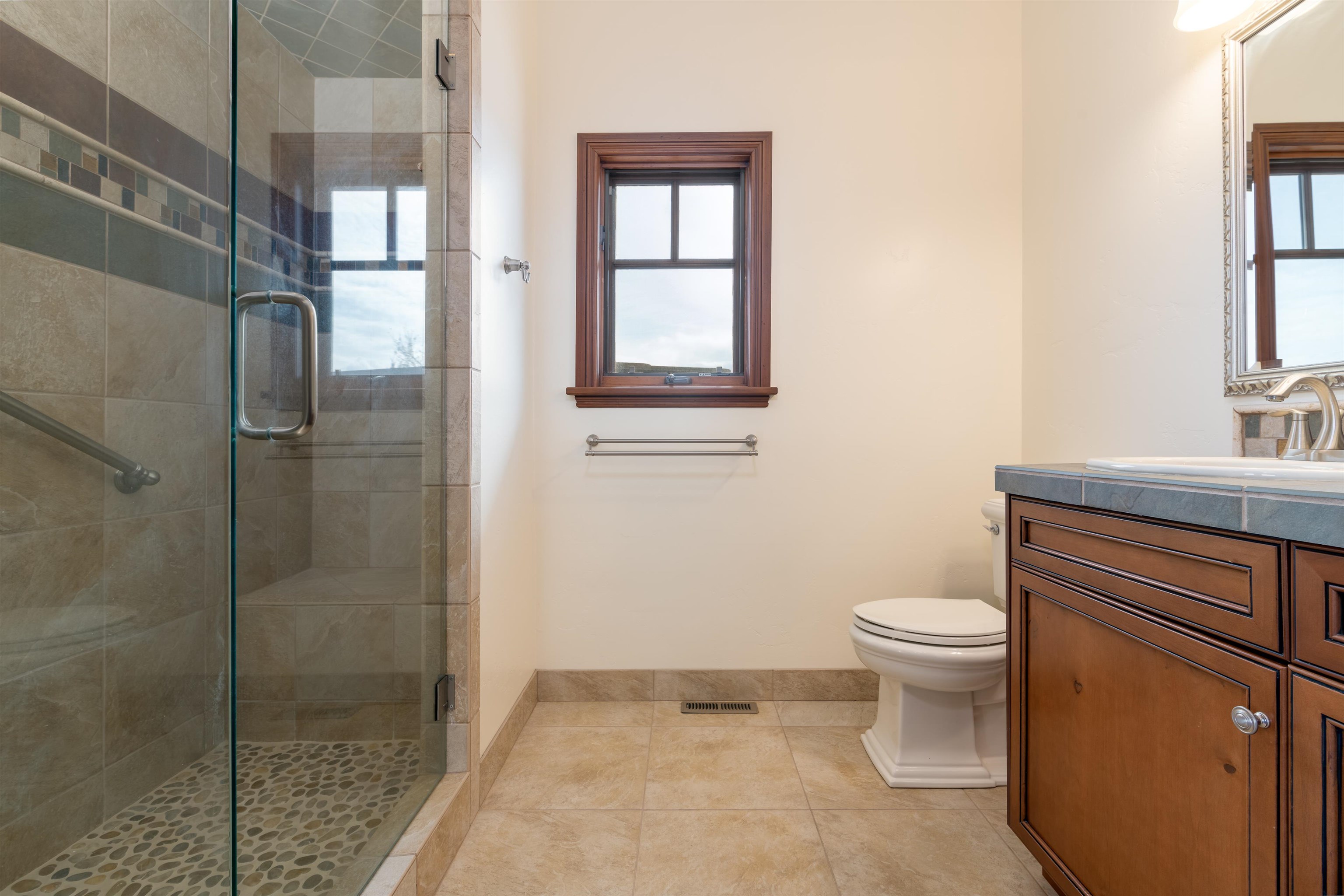 354 High Desert Road Property Photo 19
