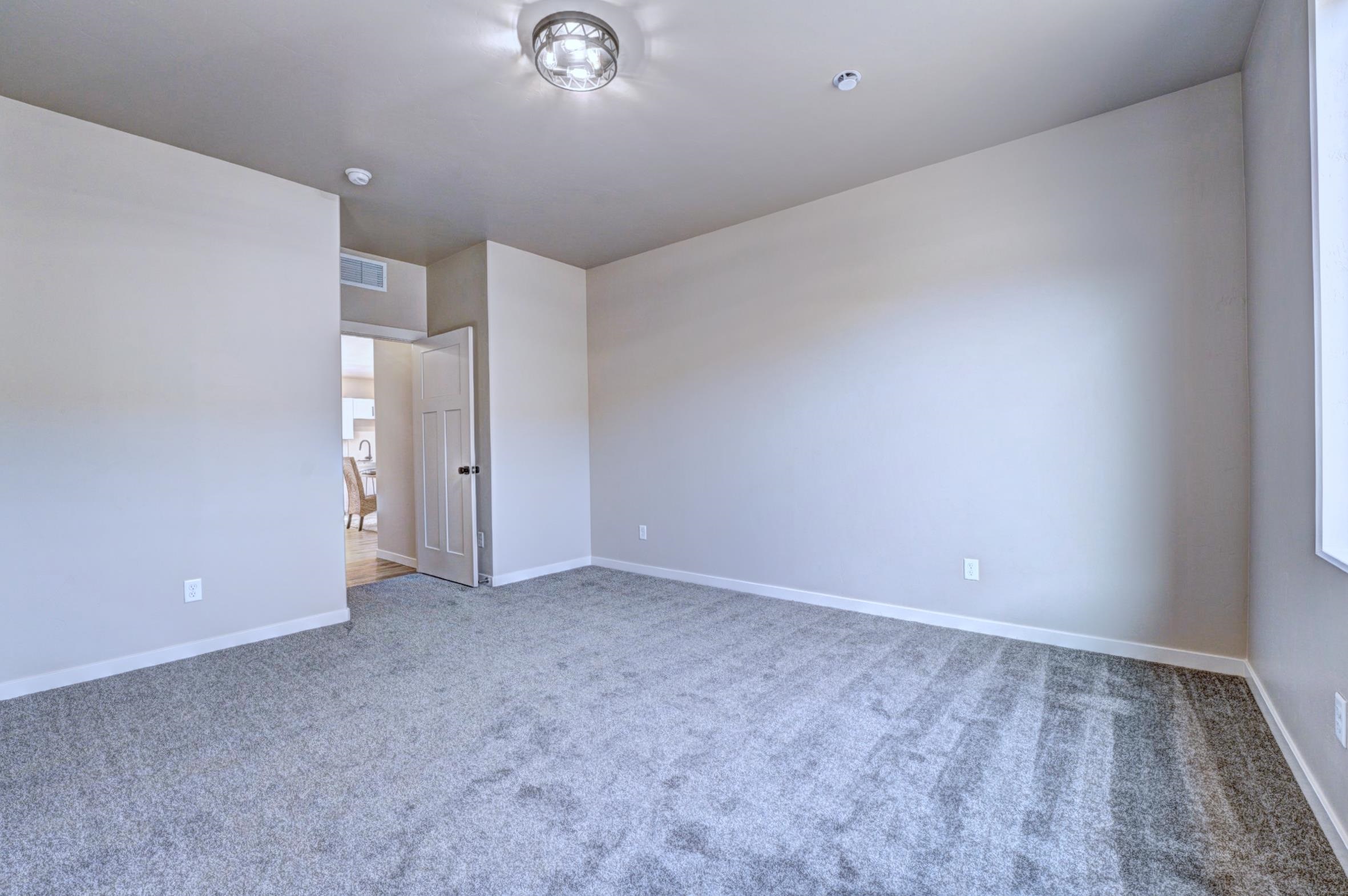 2743 Storm Avenue Property Photo 26