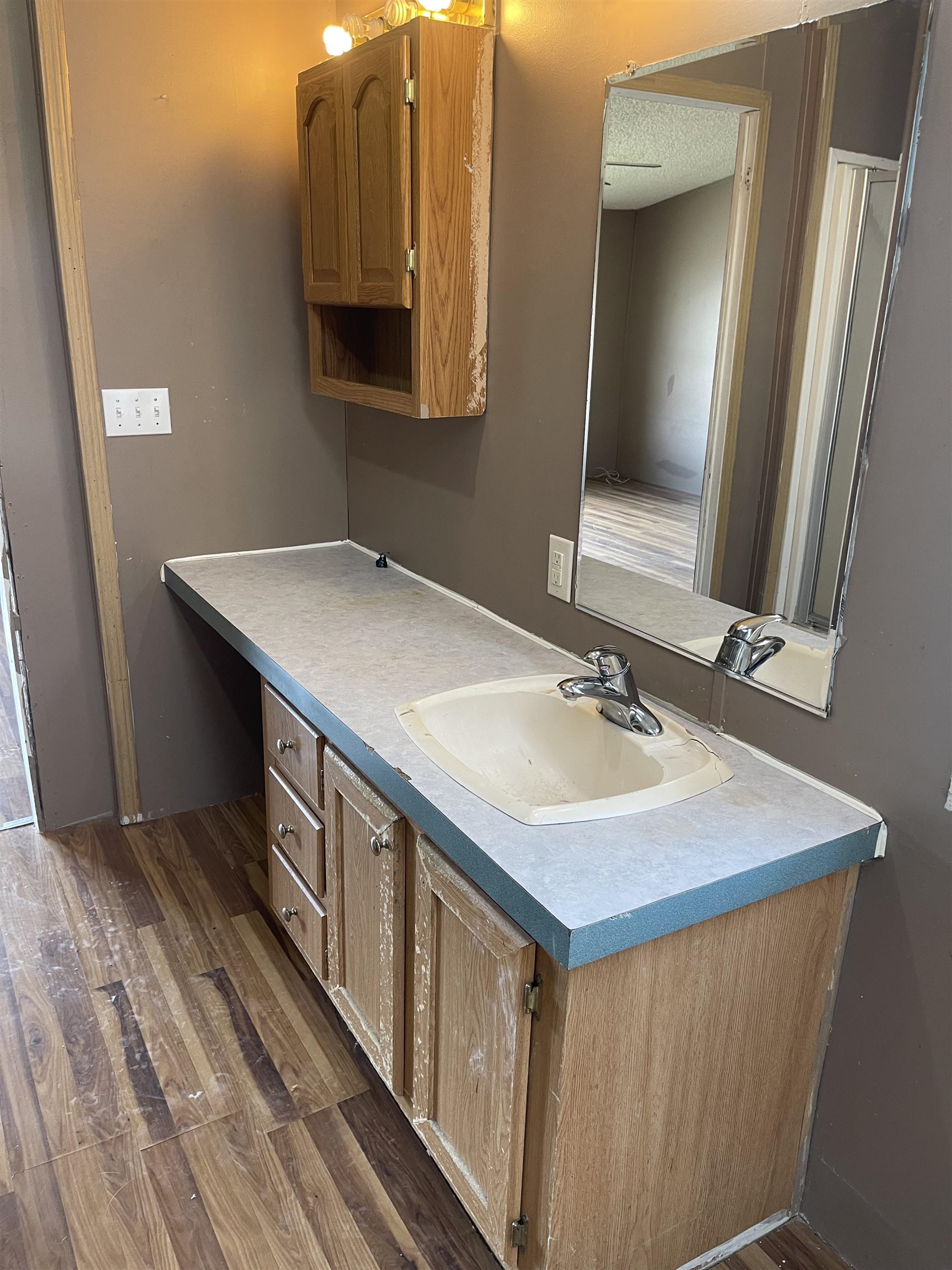 576 Stewart Street Property Photo 15