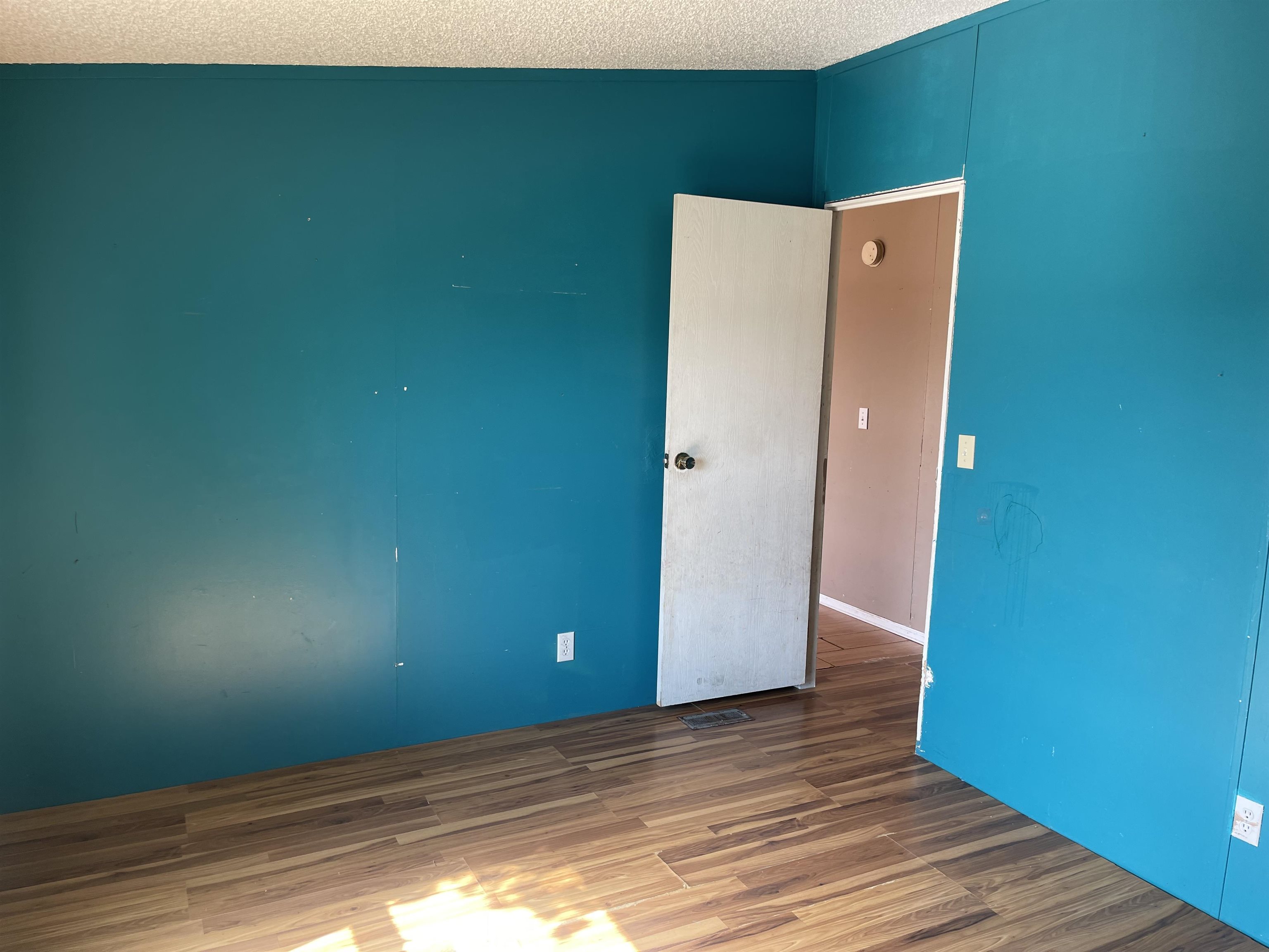 576 Stewart Street Property Photo 23