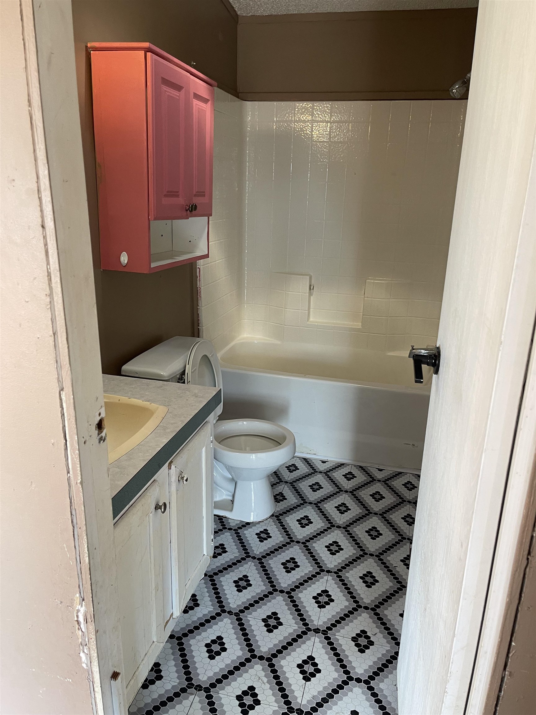 576 Stewart Street Property Photo 24