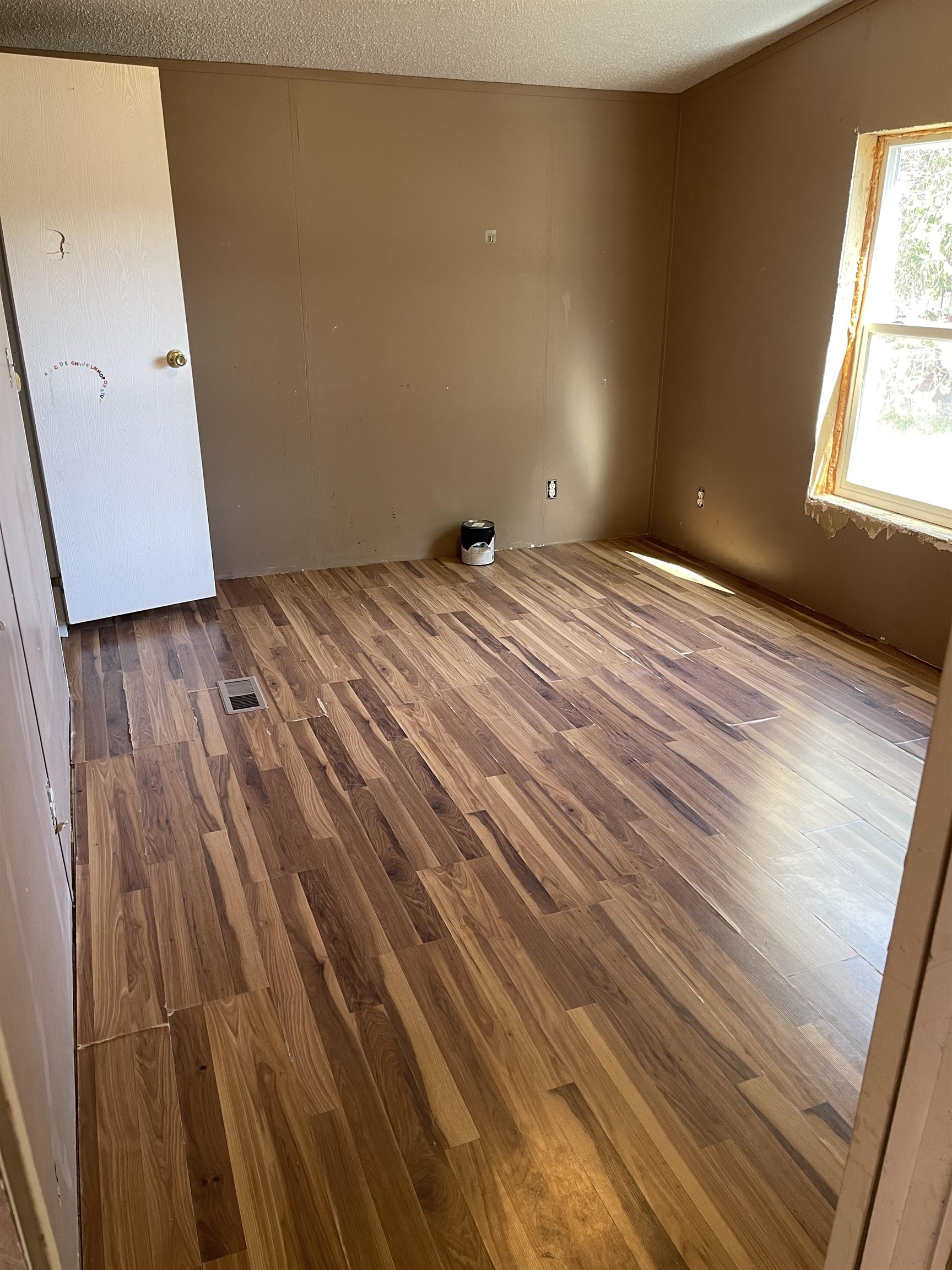 576 Stewart Street Property Photo 26