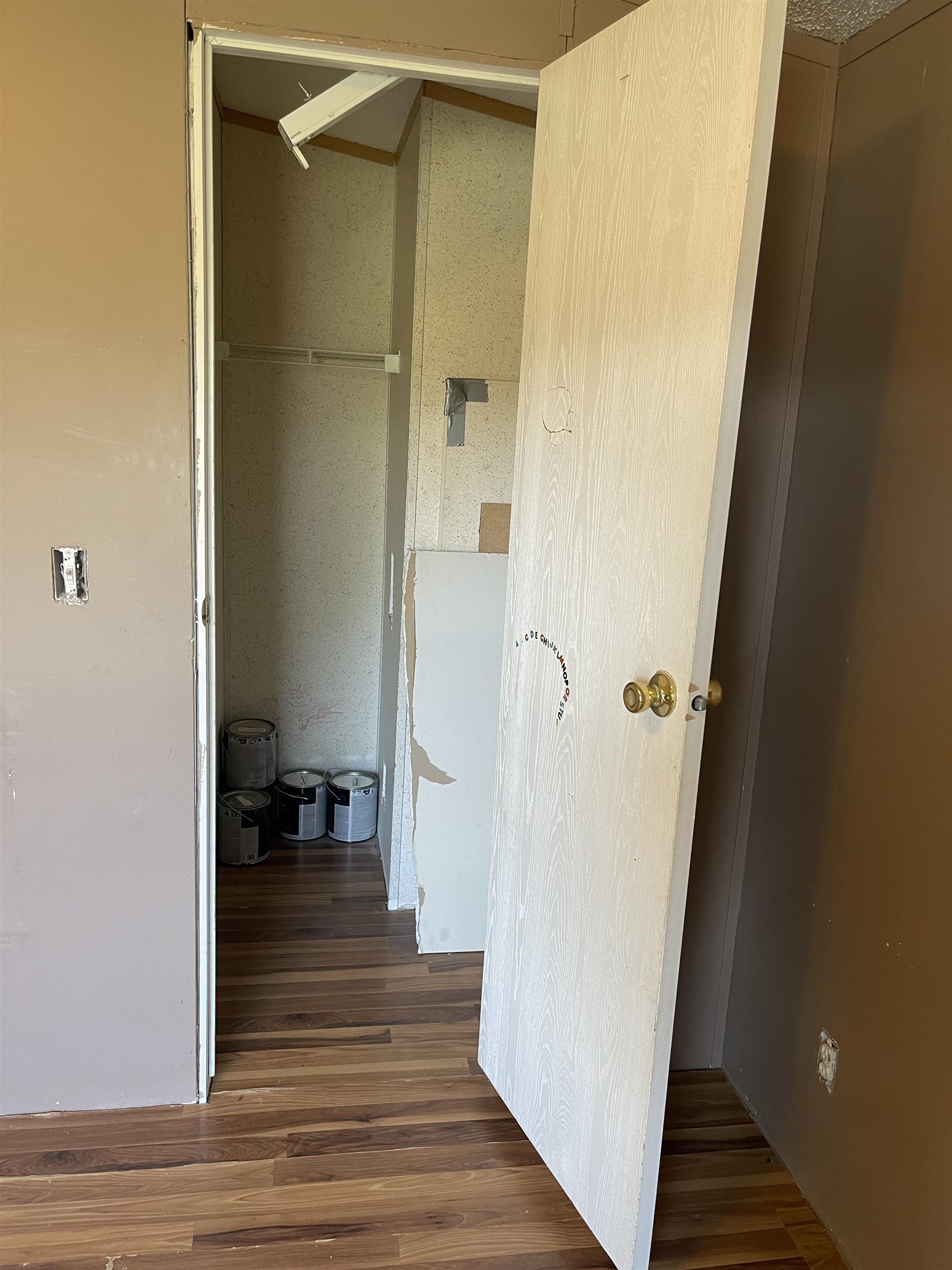 576 Stewart Street Property Photo 27