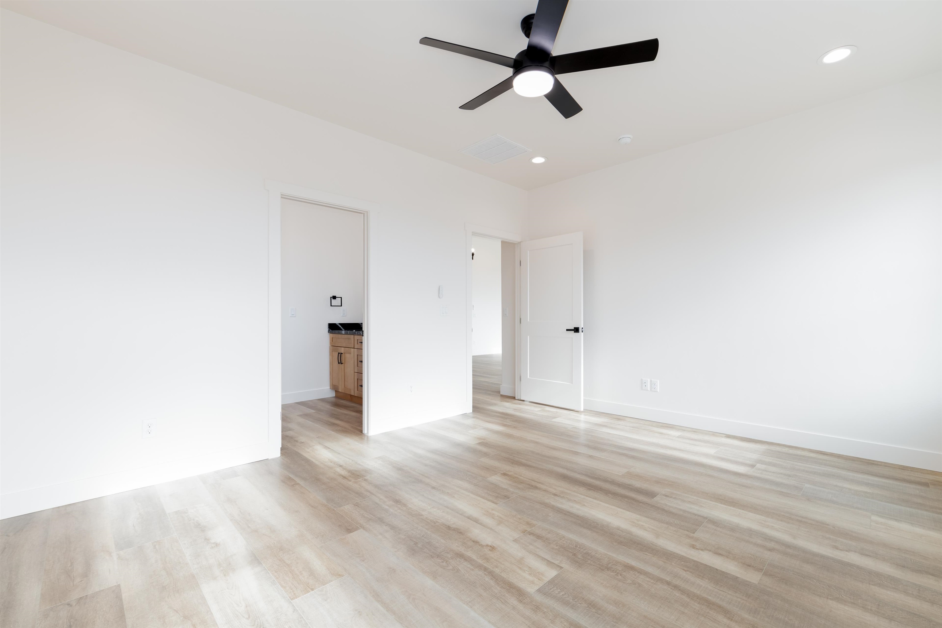 2959 Apollo Drive Property Photo 14