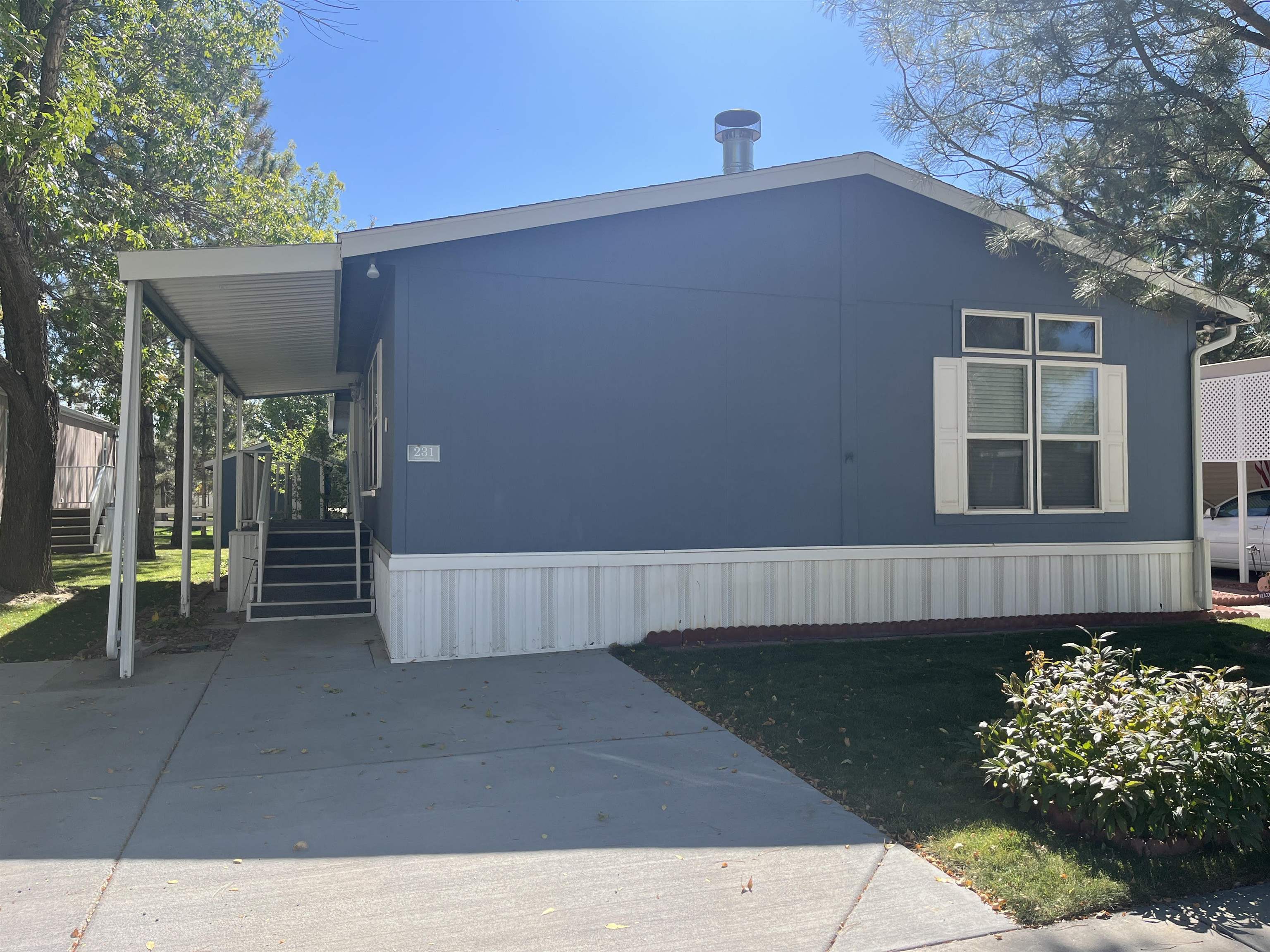 435 32 Road Property Photo 1