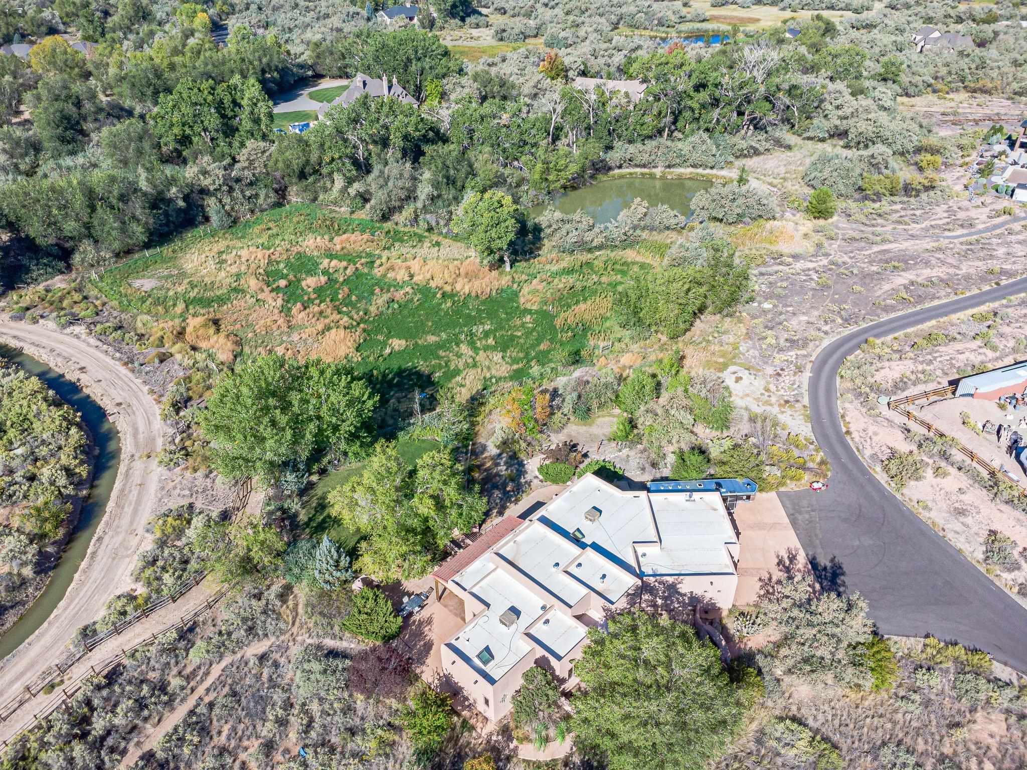 587 20 3/4 Road Property Photo 2
