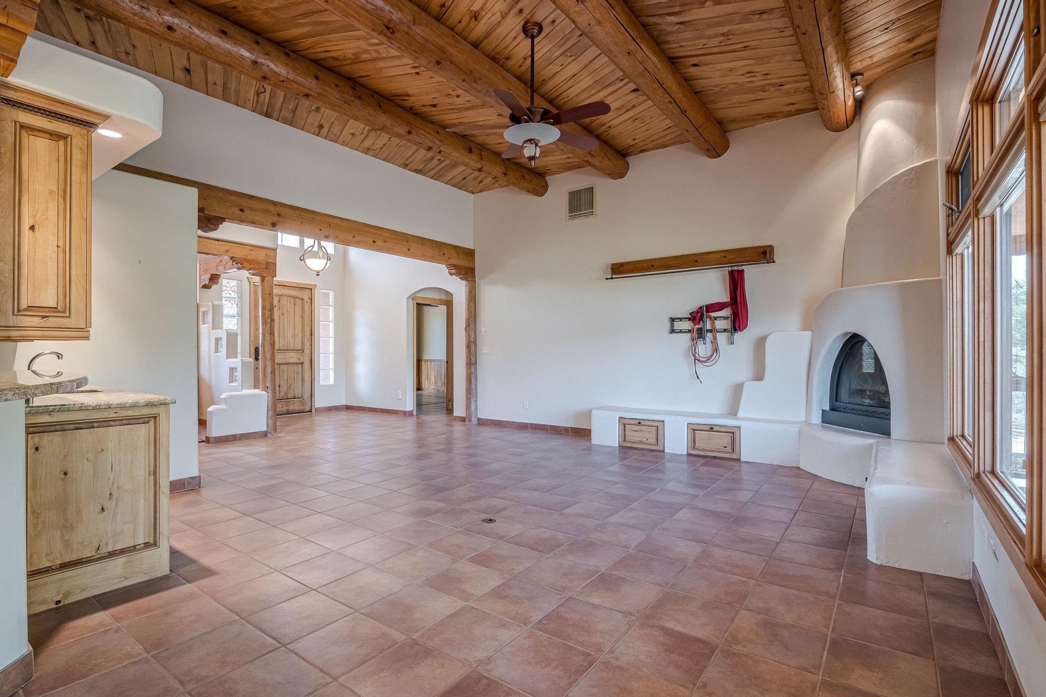 587 20 3/4 Road Property Photo 13