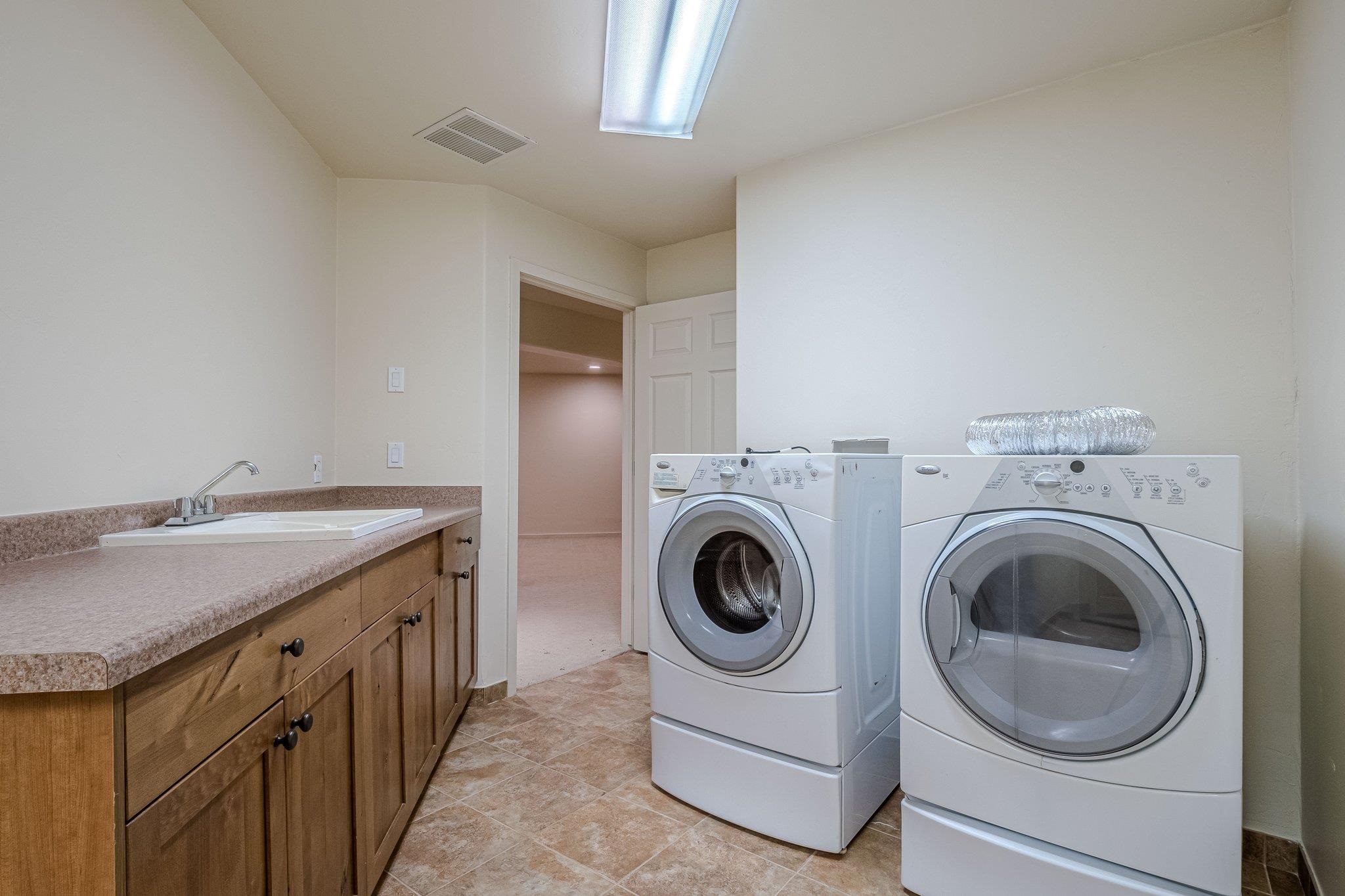 587 20 3/4 Road Property Photo 34