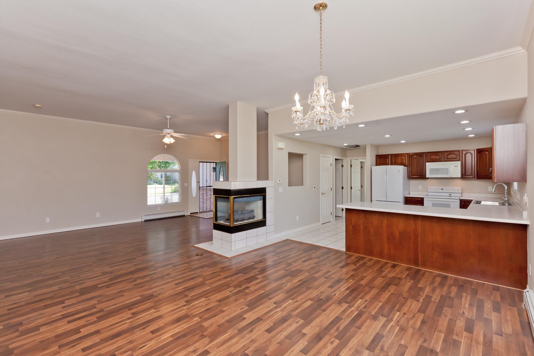 523 Grouse Court Property Photo 2