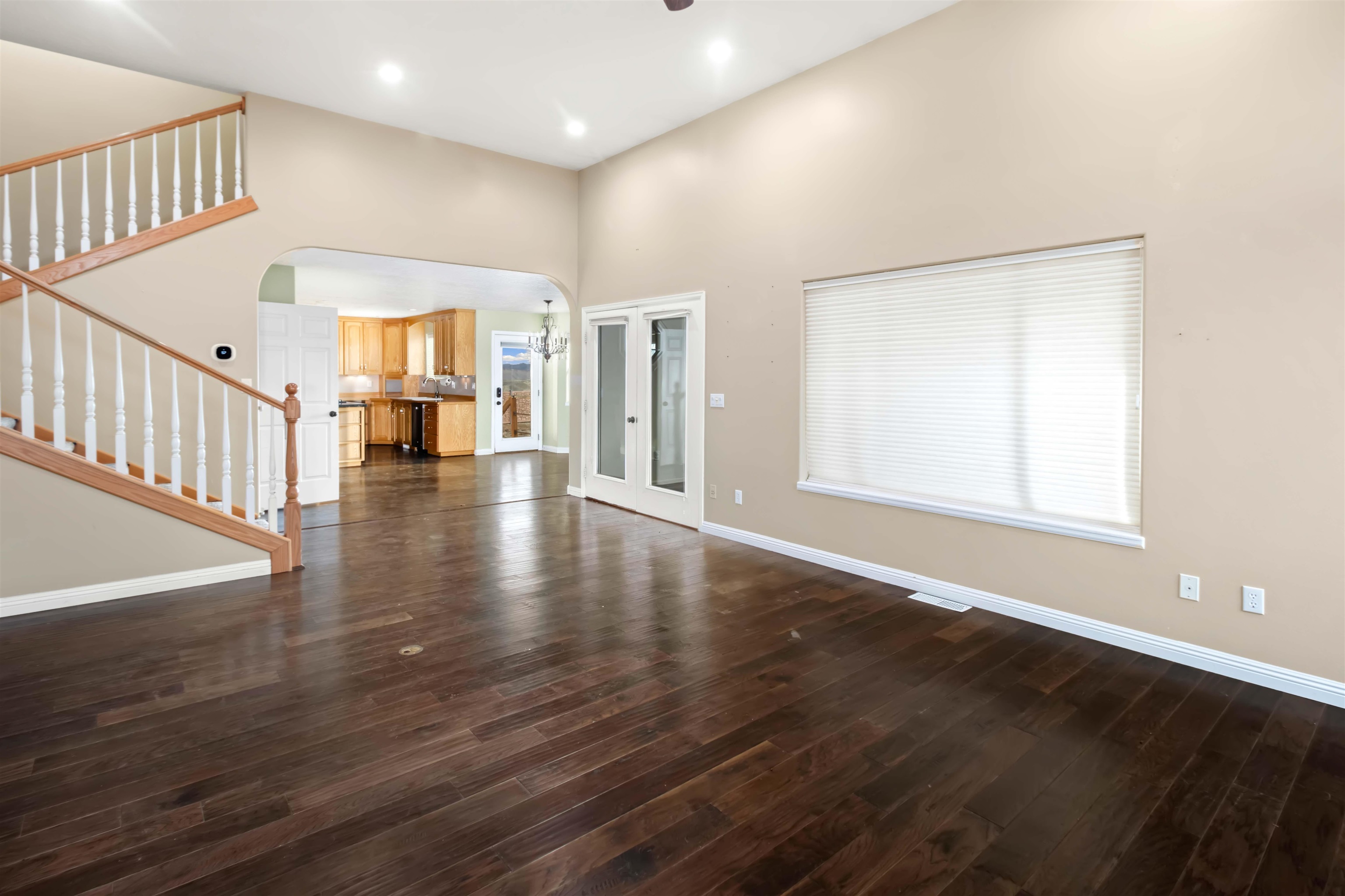 1285 La Mesa Circle Property Photo 11