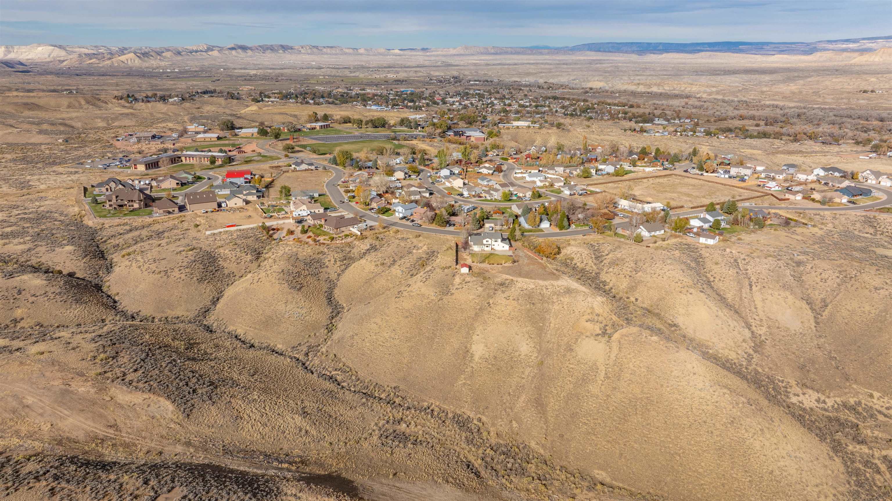 1285 La Mesa Circle Property Photo 42