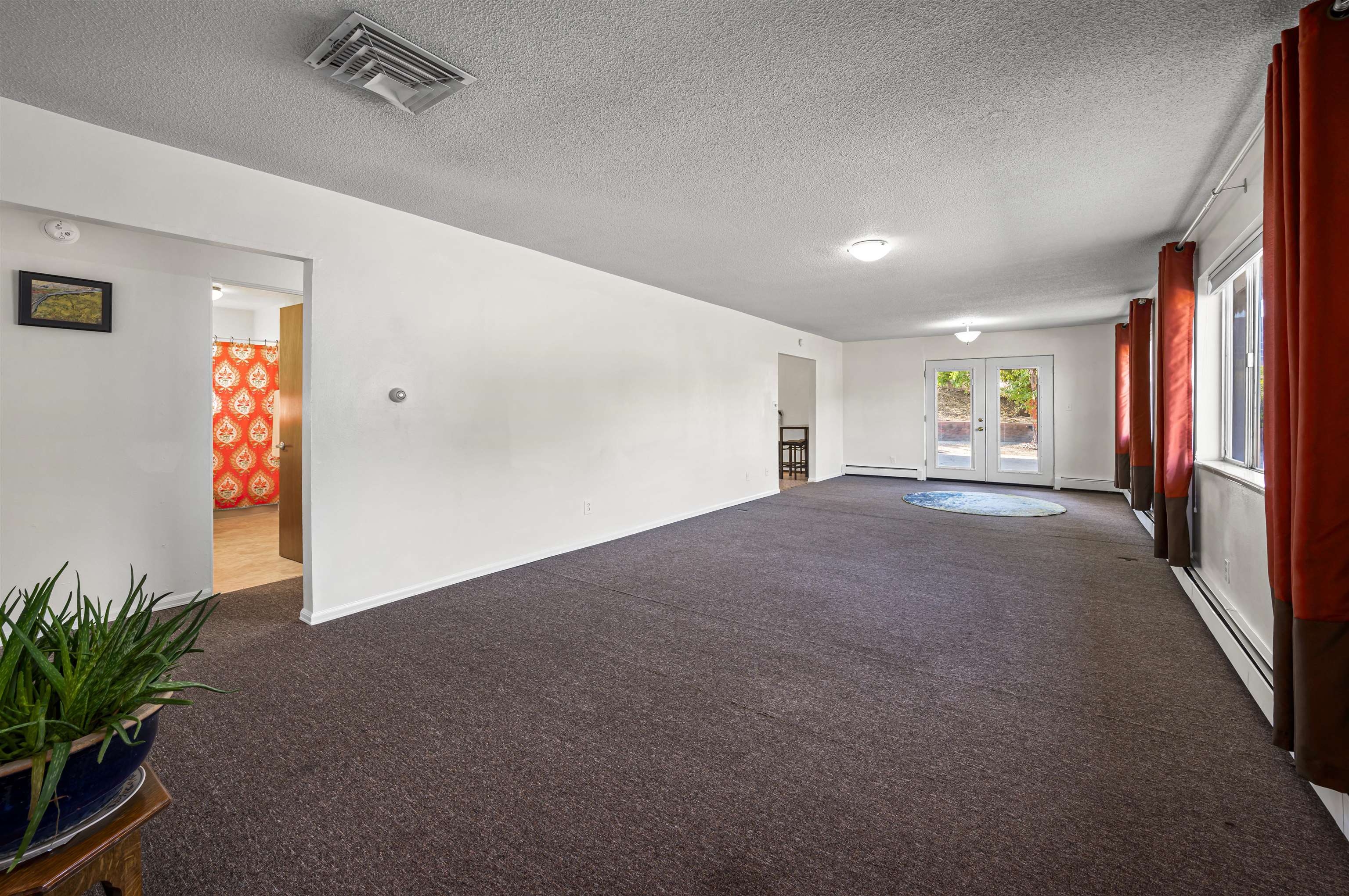 396 S Camp Road Property Photo 4