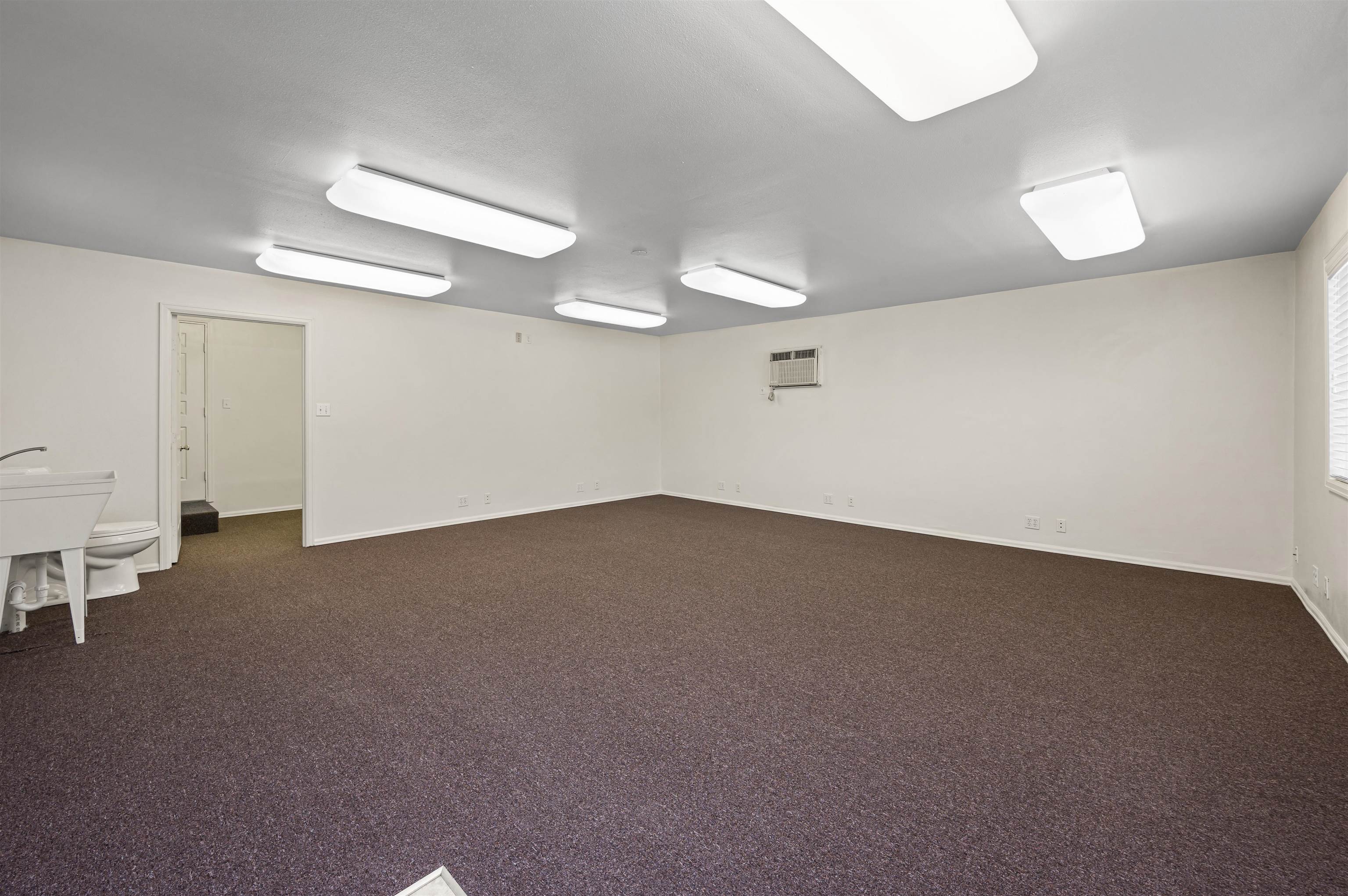 396 S Camp Road Property Photo 16