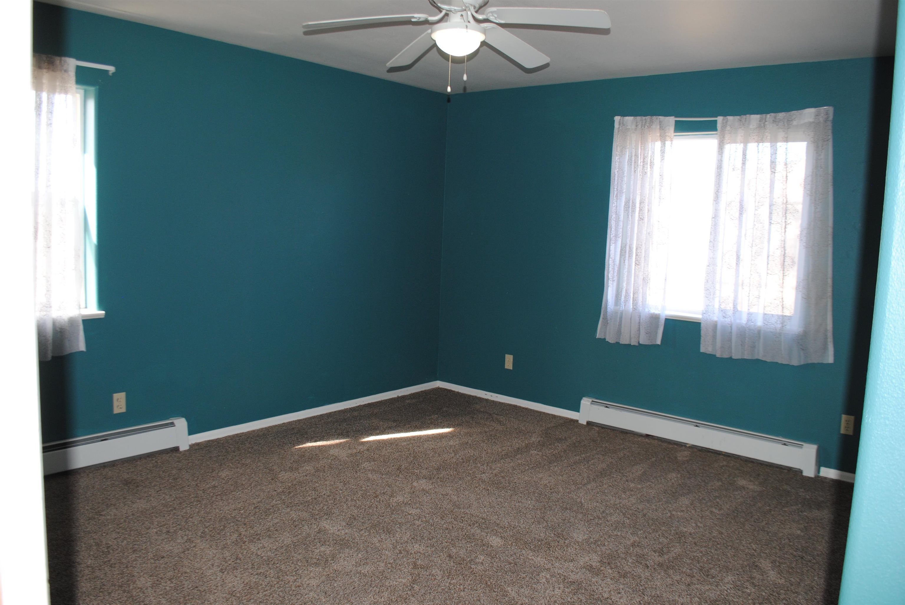 15839 Charles Avenue Property Photo 32