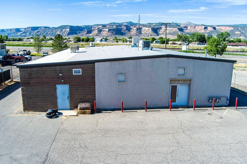 743 Highway 6&50 Property Photo 12