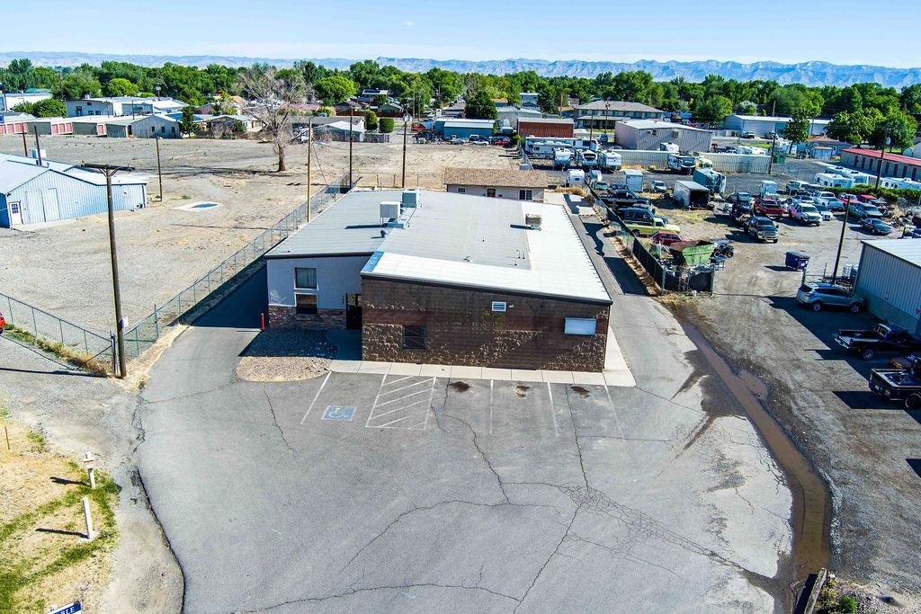 743 Highway 6&50 Property Photo 16