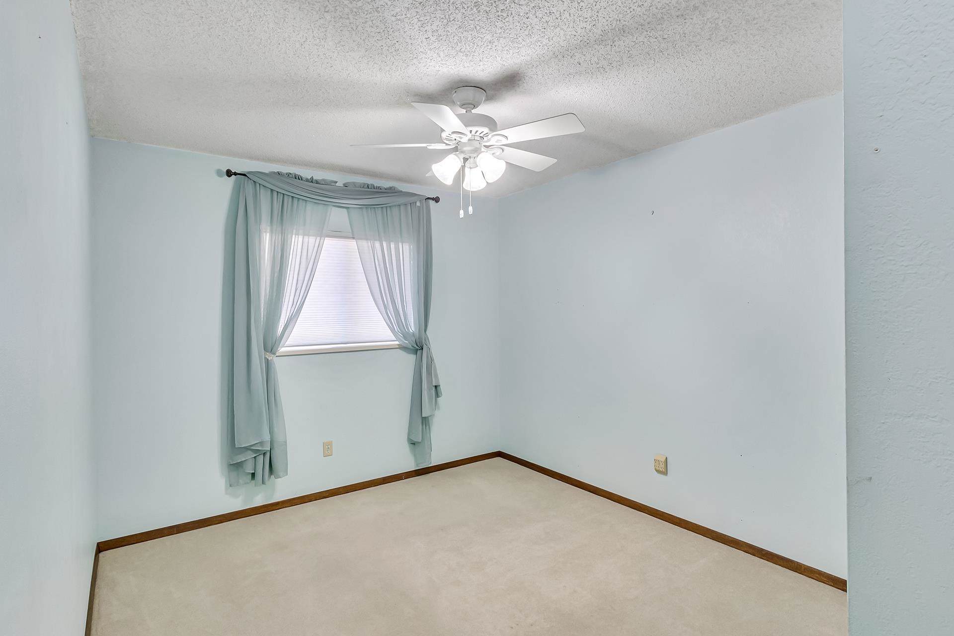 1711 Purdy Mesa Road Property Photo 12