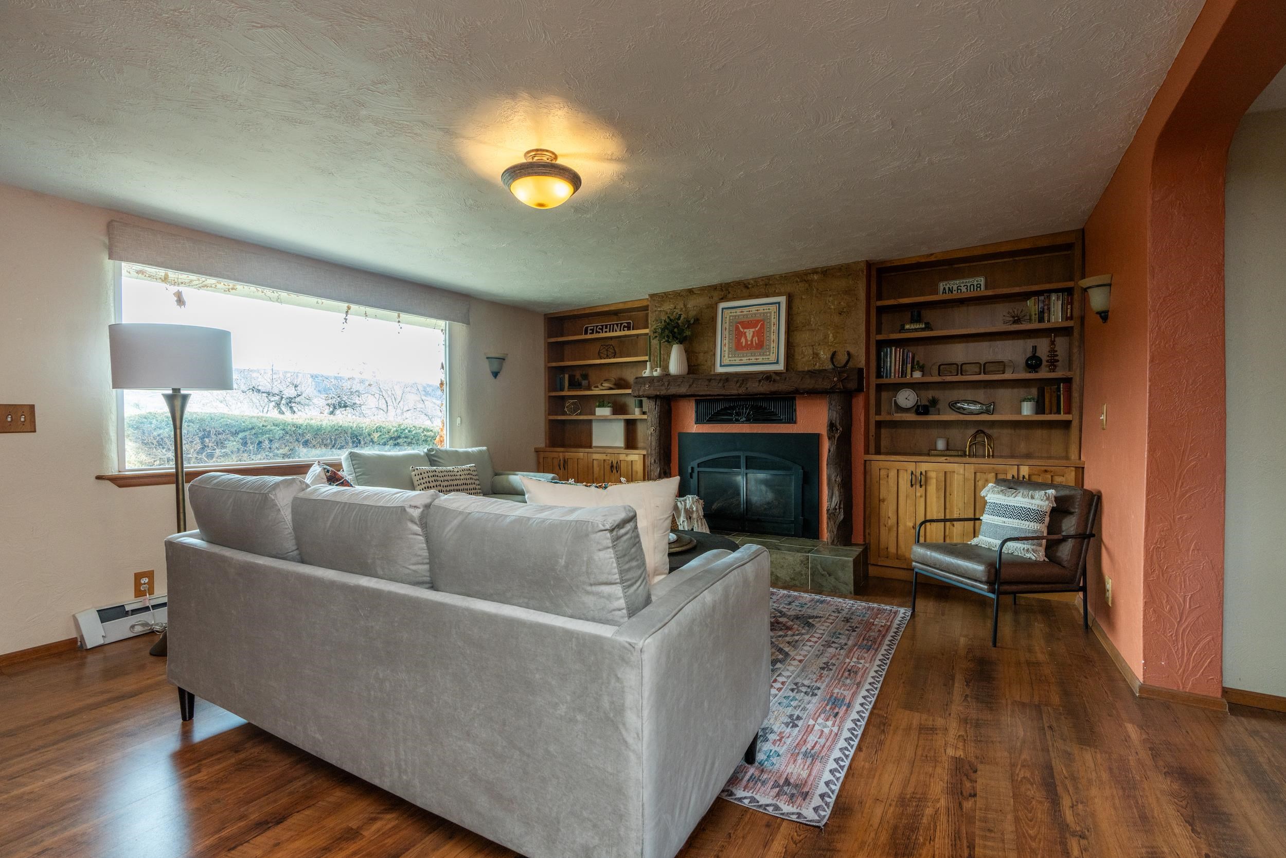 2262 Broadway Property Photo 6