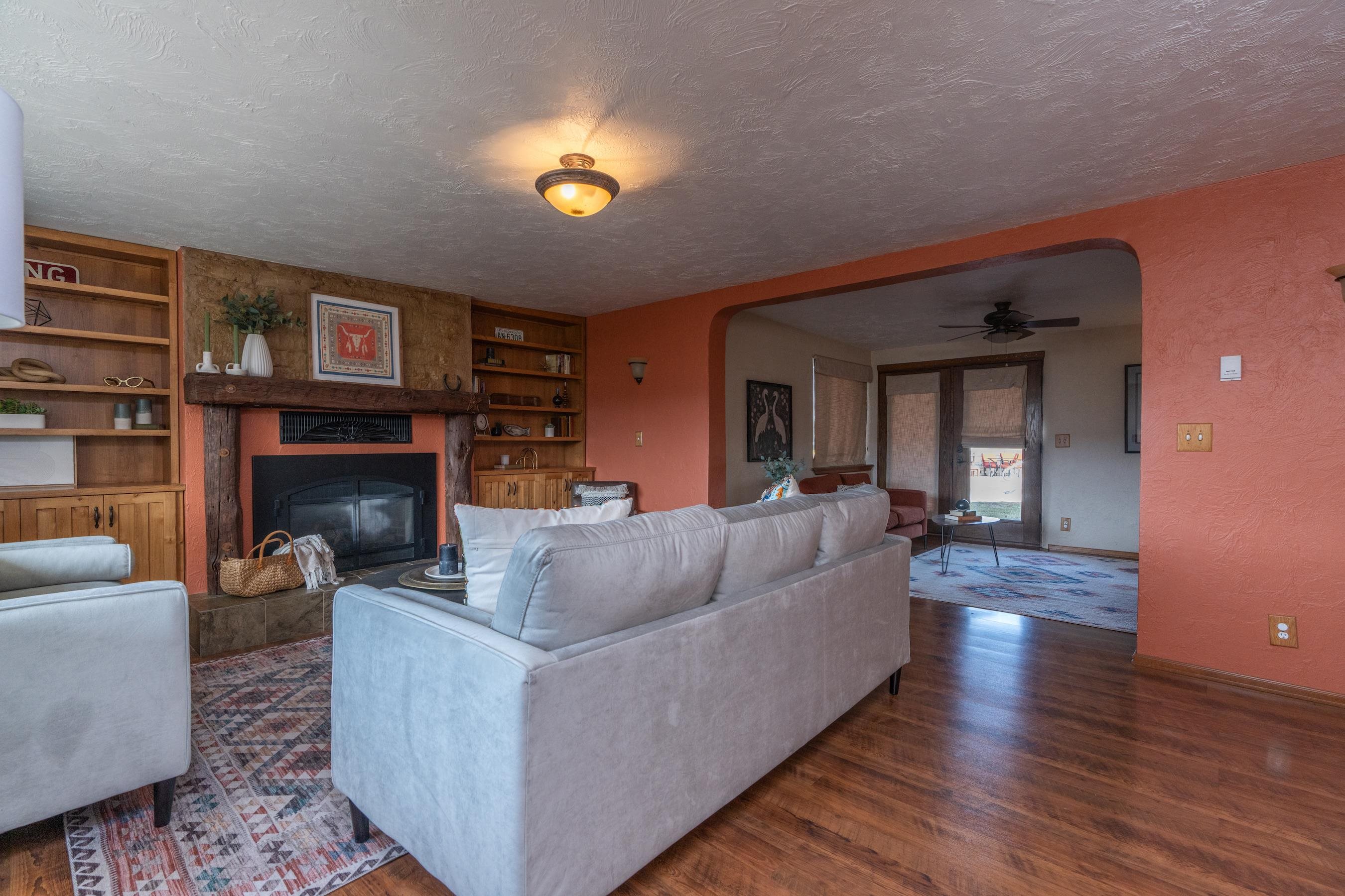 2262 Broadway Property Photo 7