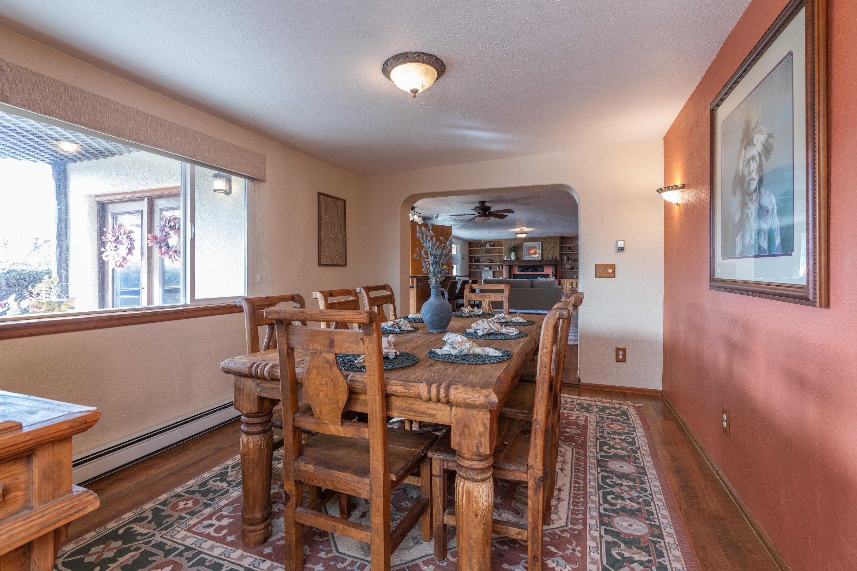 2262 Broadway Property Photo 8