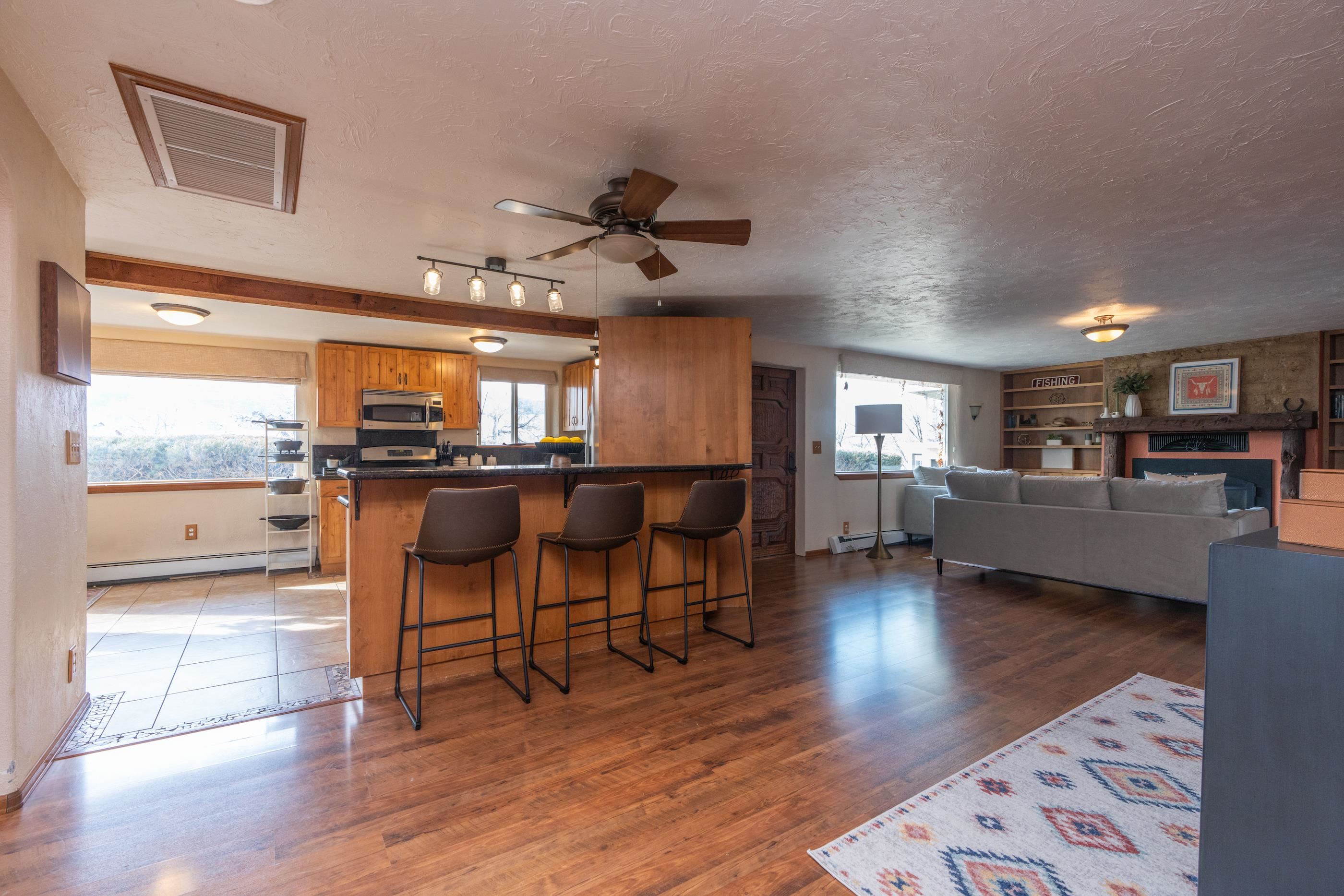 2262 Broadway Property Photo 10