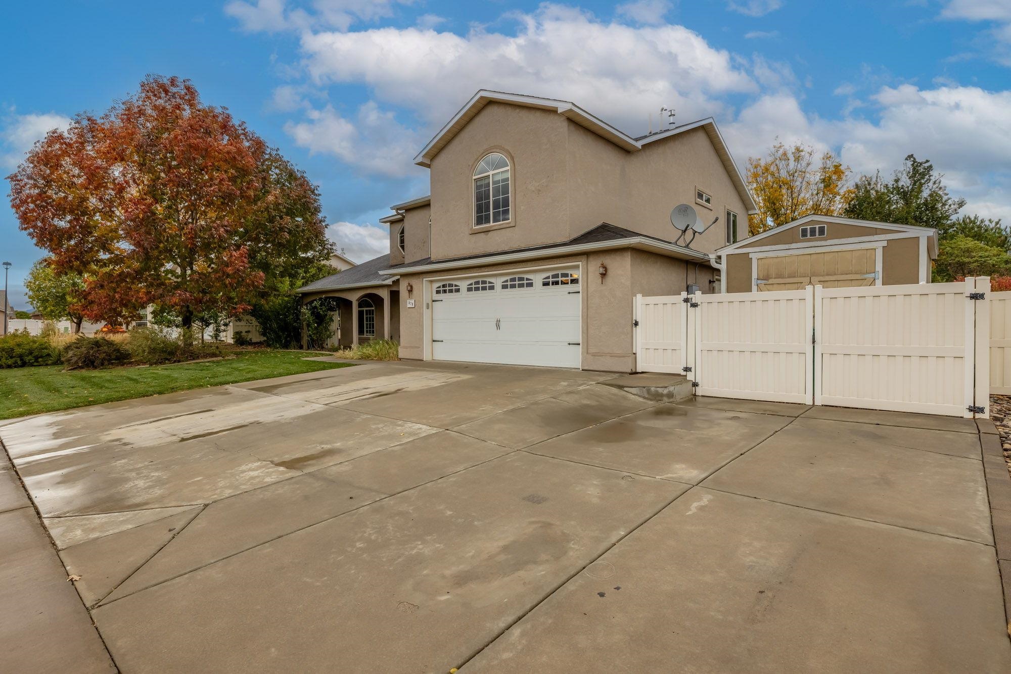878 Darcy Jo Lane Property Photo 2