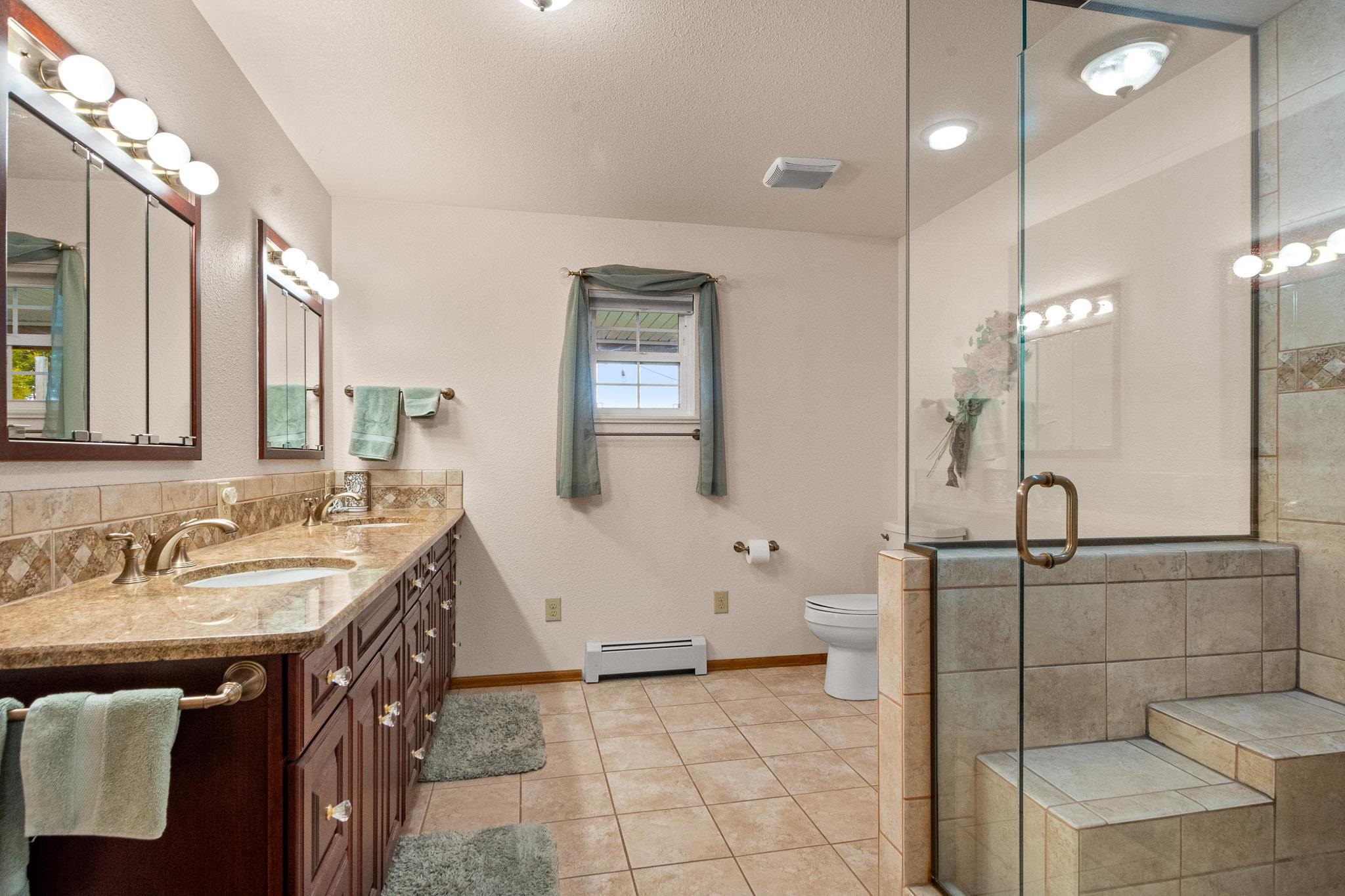 1185 17 1/2 Road Property Photo 21