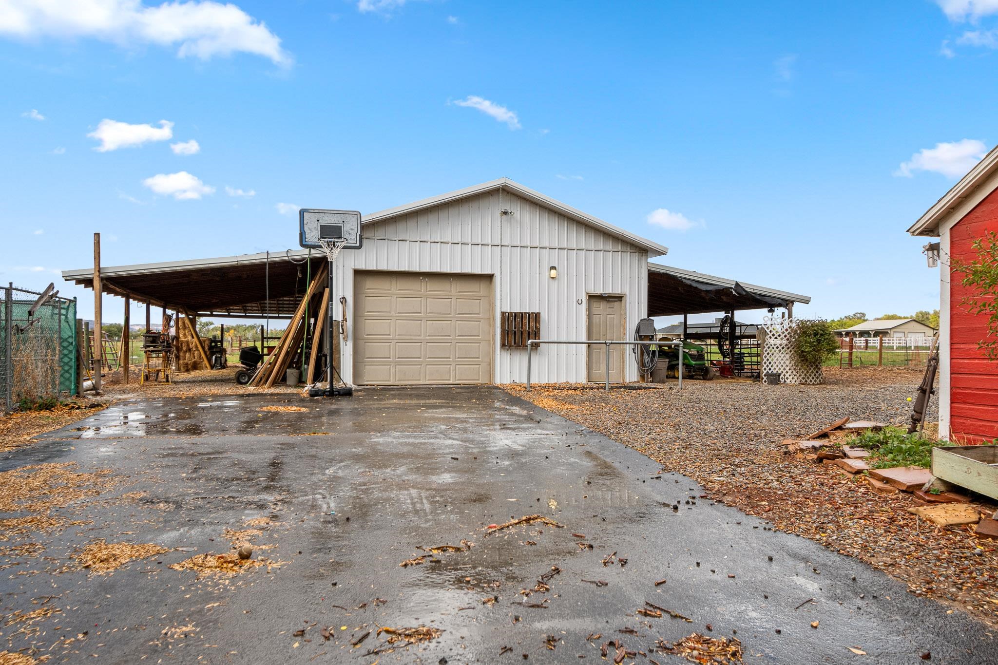 1185 17 1/2 Road Property Photo 32