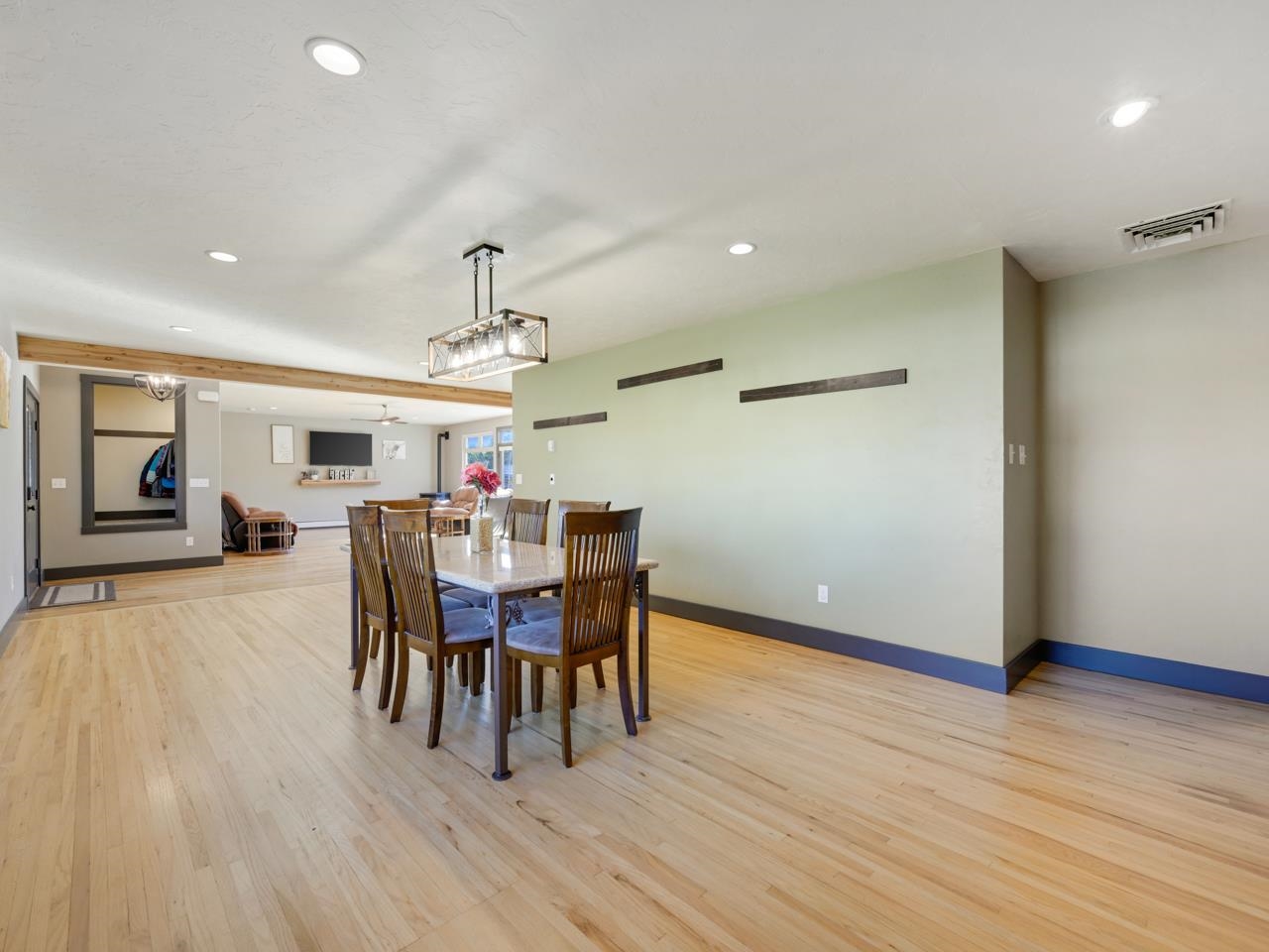 2375 S San Miguel Drive Property Photo 6