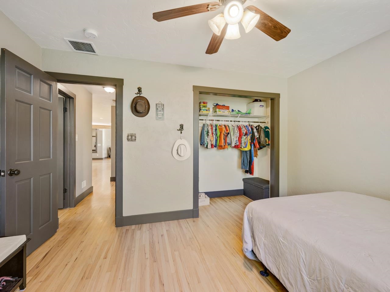 2375 S San Miguel Drive Property Photo 19